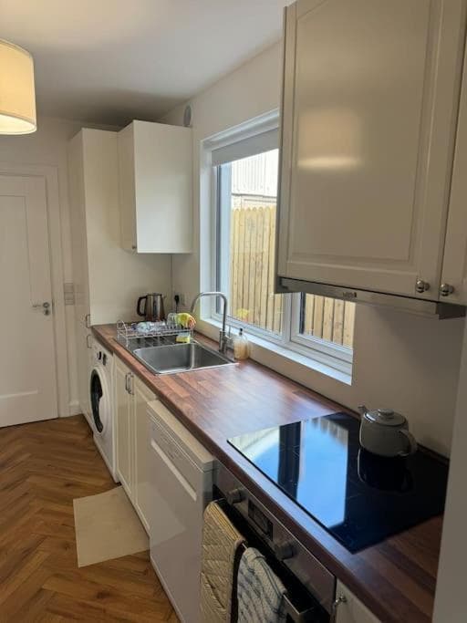 Original 1920s City center house fully renovated photo 5
