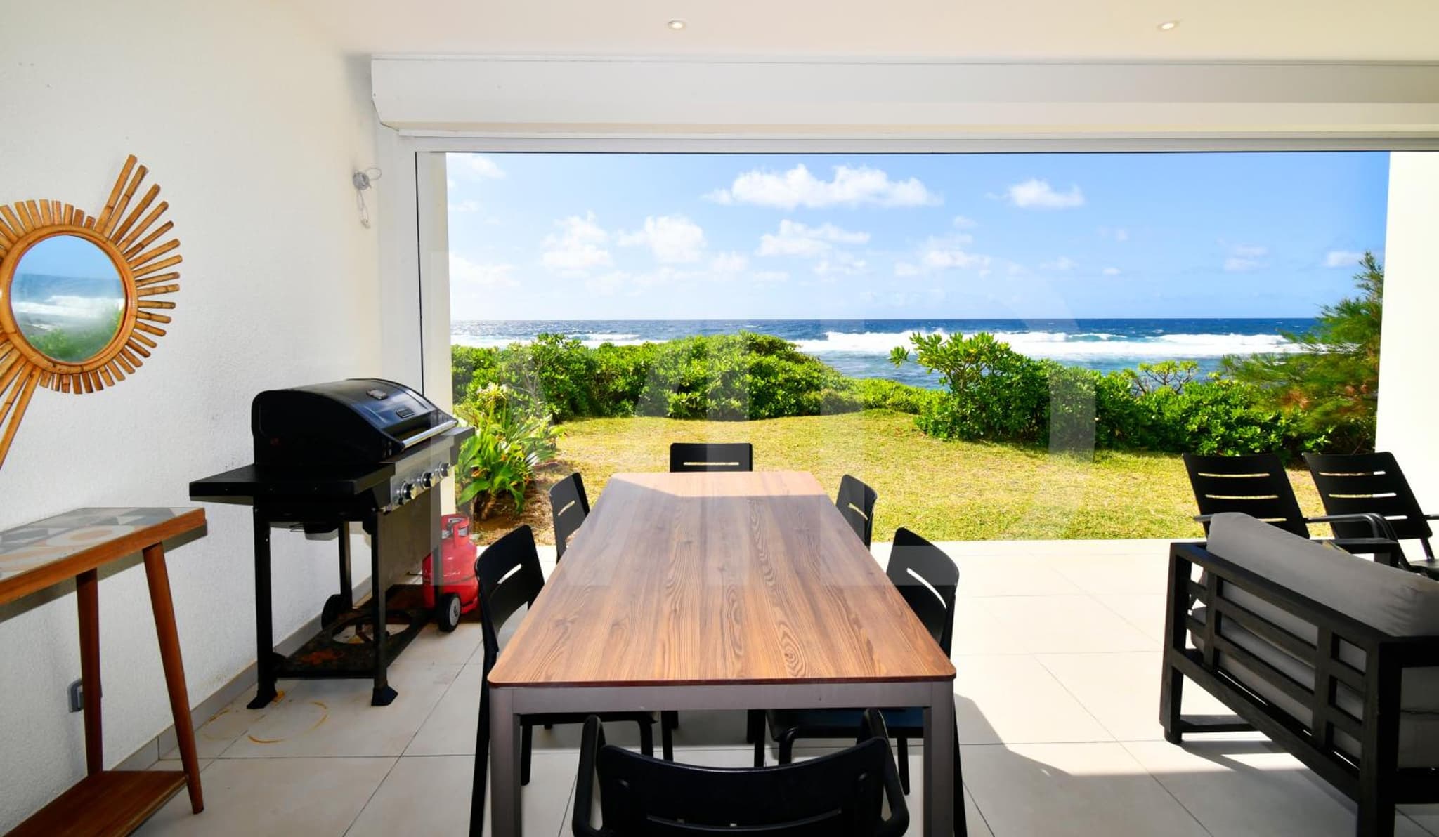 White&Blue Beachfront Luxury Poste Lafayette photo 6