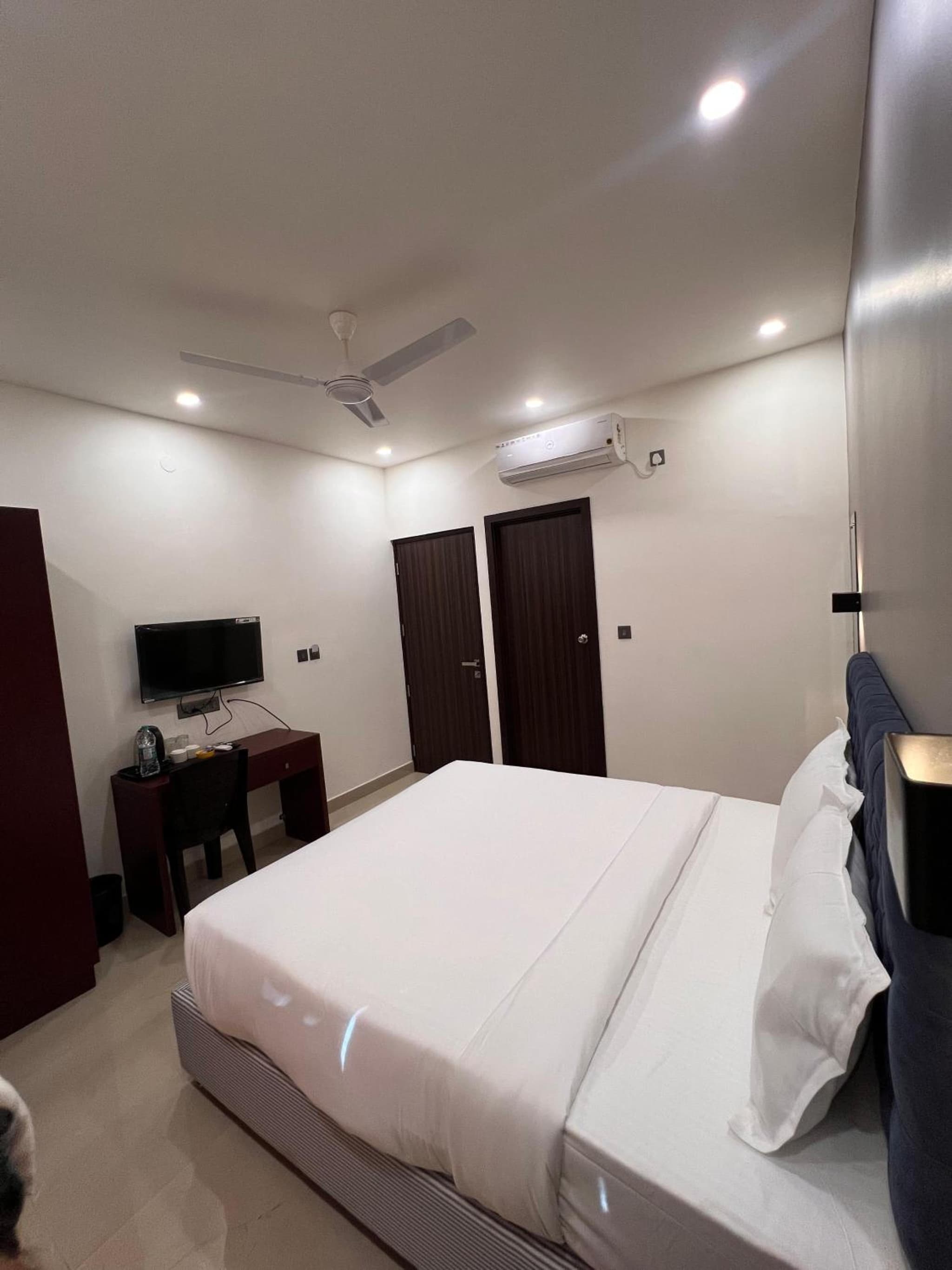 The Lotaz Hotel photo 4