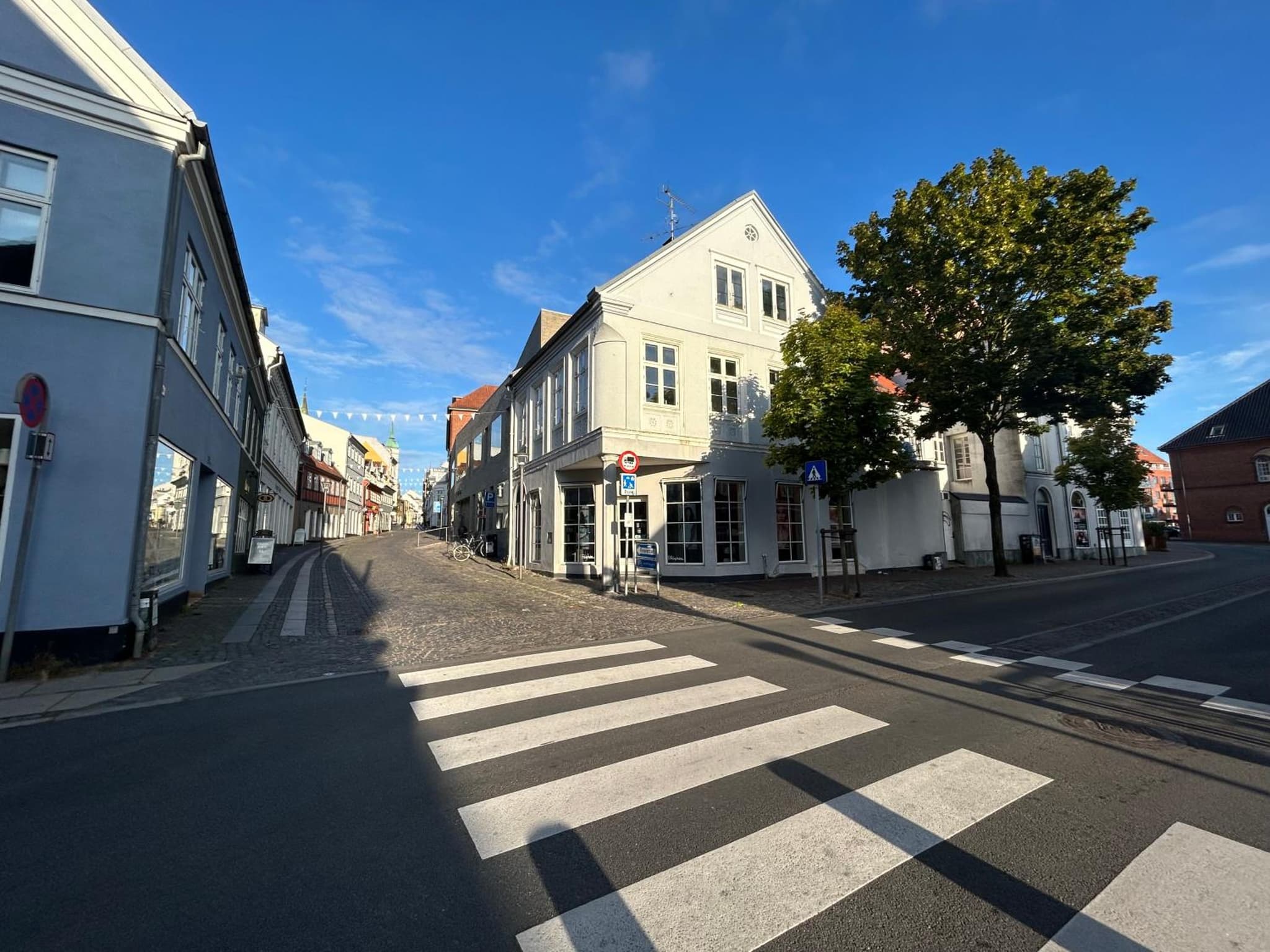 Hel bylejlighed i det gamle pulsernede Svendborg