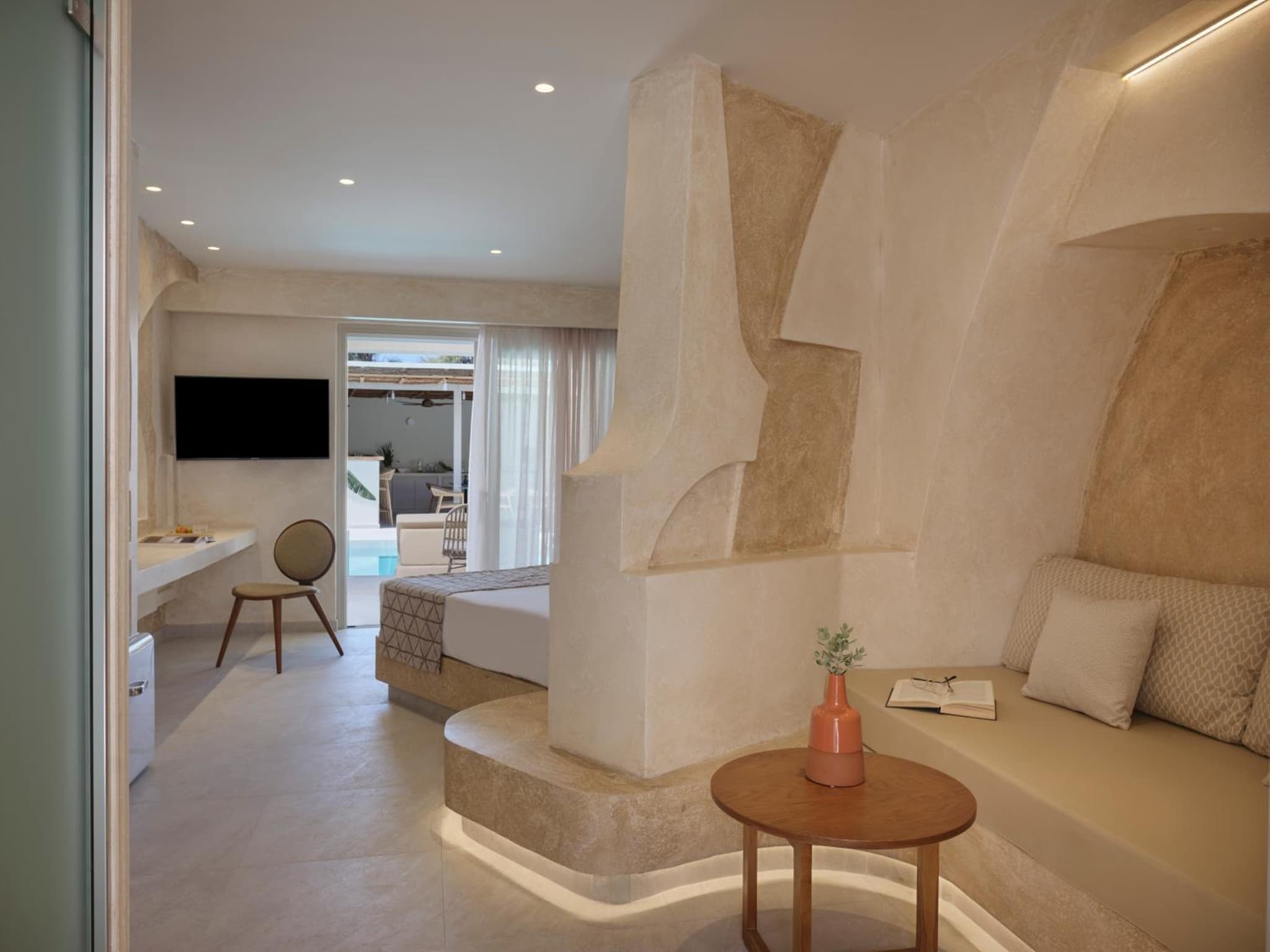 Heyday Luxury Suites photo 5