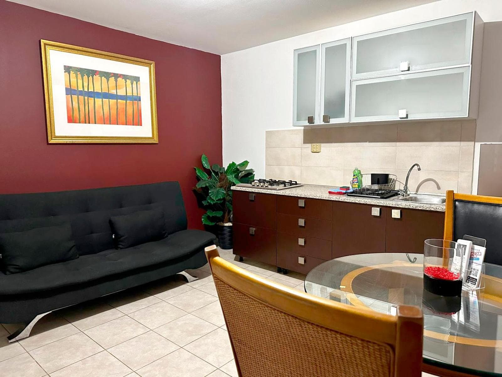 Ladybugs Apartments photo 3