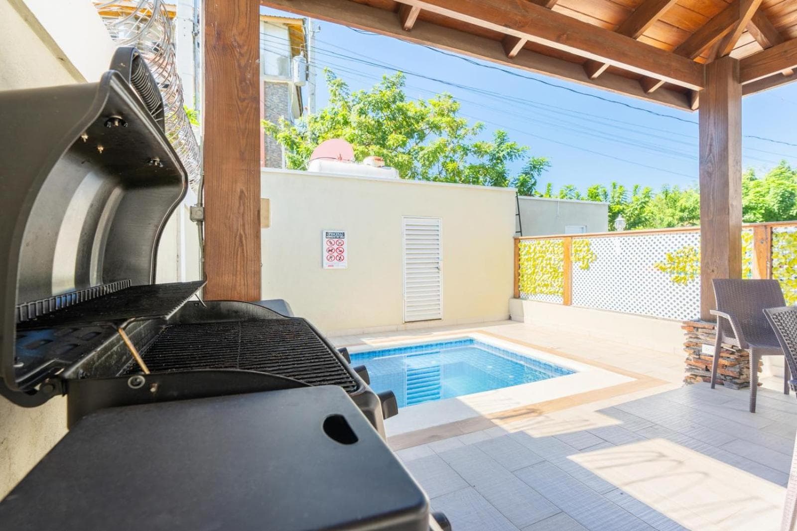 Luxury Sky Blue photo 4