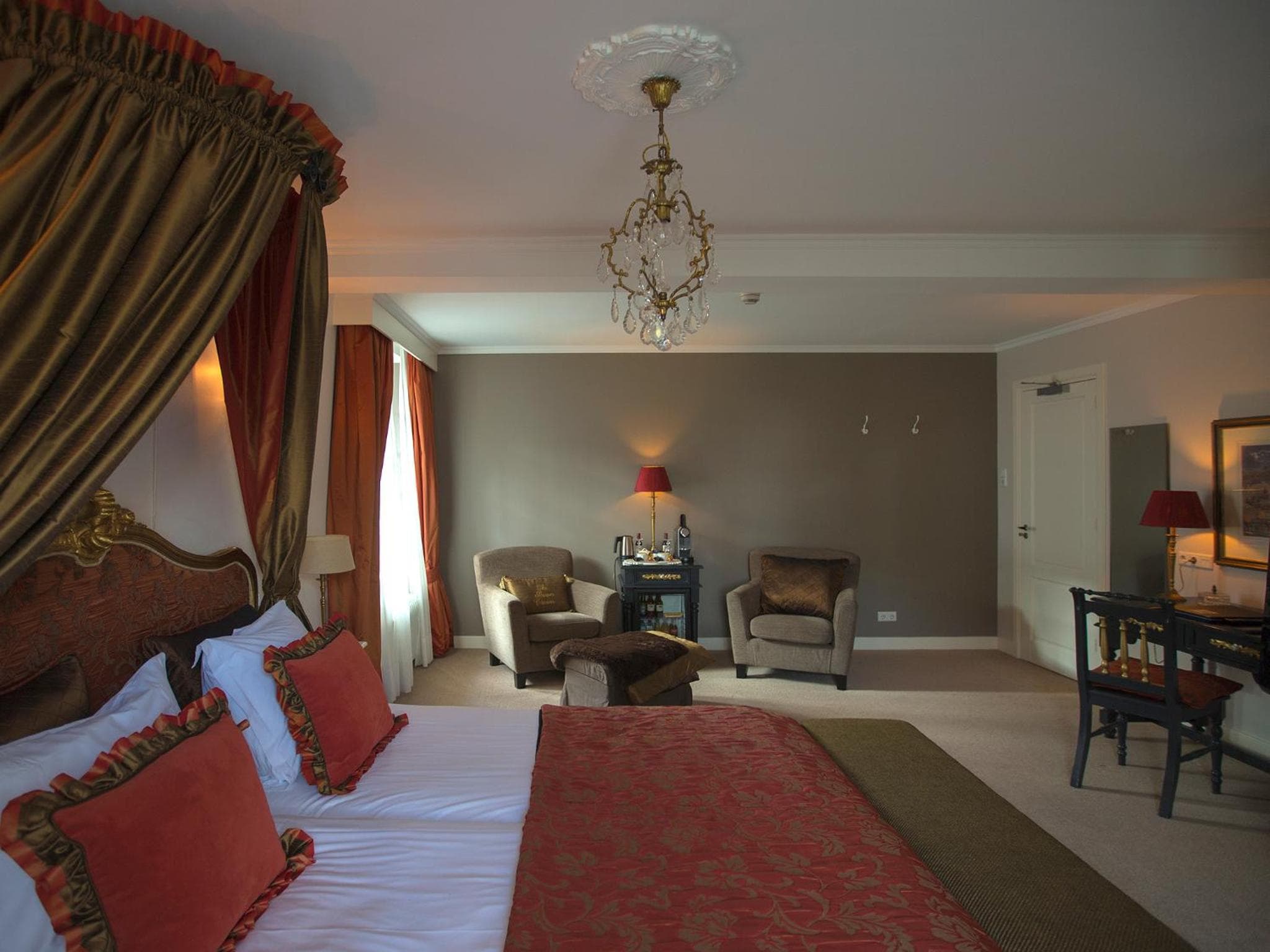 B & B Hotel The Baron Crown photo 4
