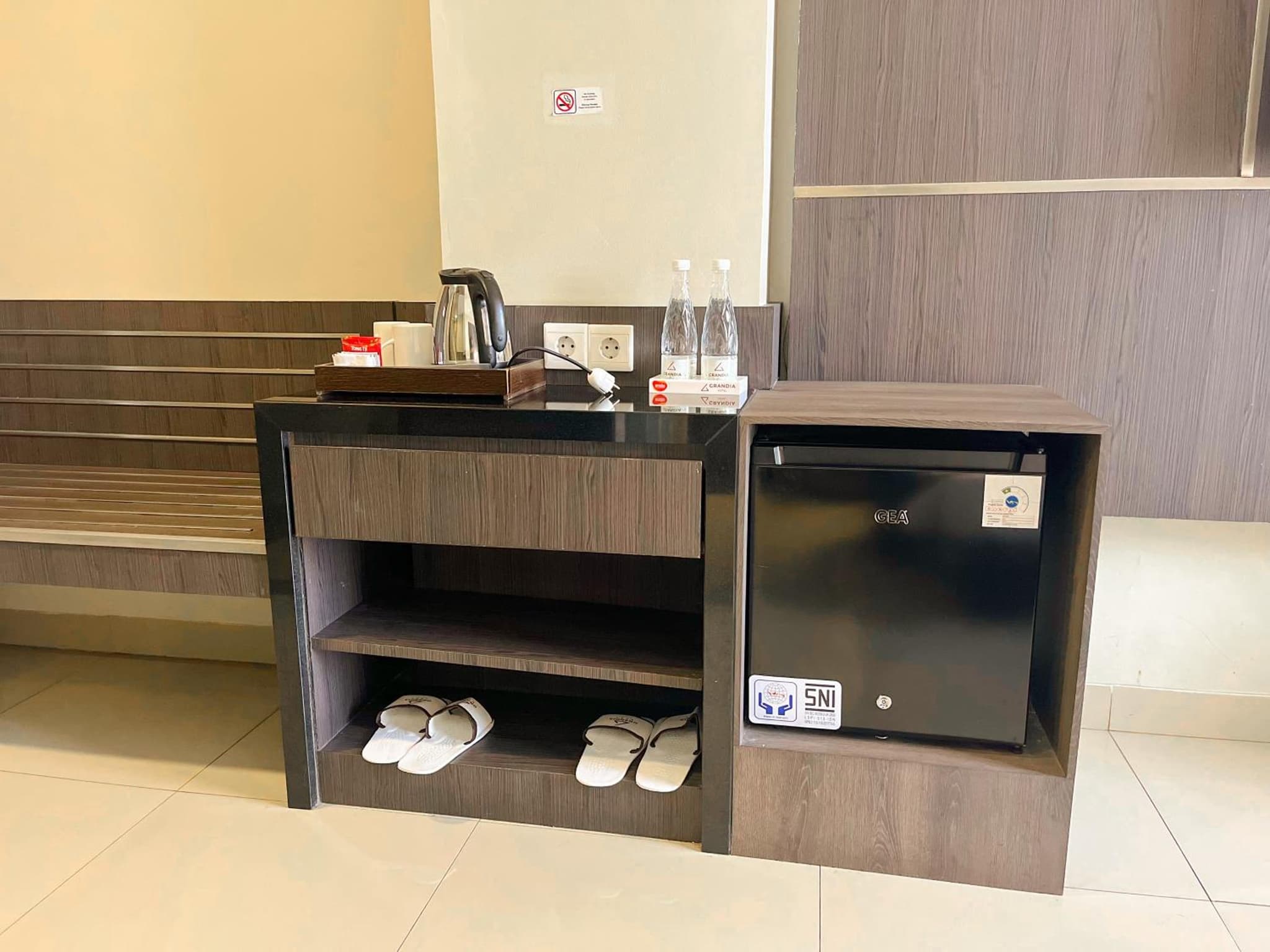 Grandia Hotel photo 8