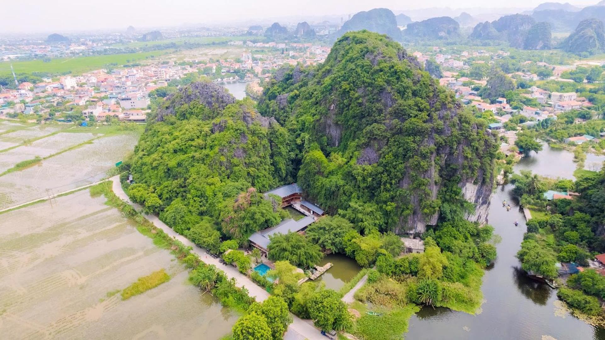 Tam Coc Central Bungalow-Ninh Binh photo 3