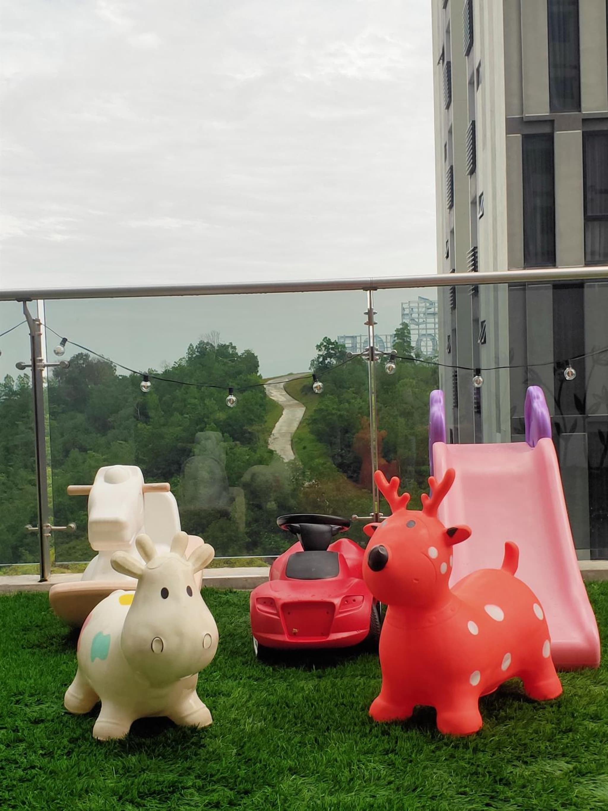 D Bunga مسلم Homestay Pool View Legoland Nusajaya