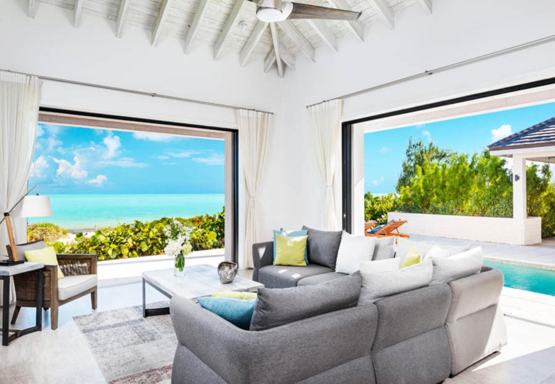 Brise De Mer 2 BR Villa - Beachfront photo 7