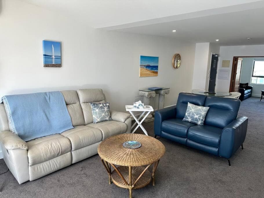 2 Room Luxury Beach Escape 112sq Mt Maunganui photo 8