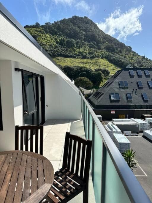 2 Room Luxury Beach Escape 112sq Mt Maunganui photo 7