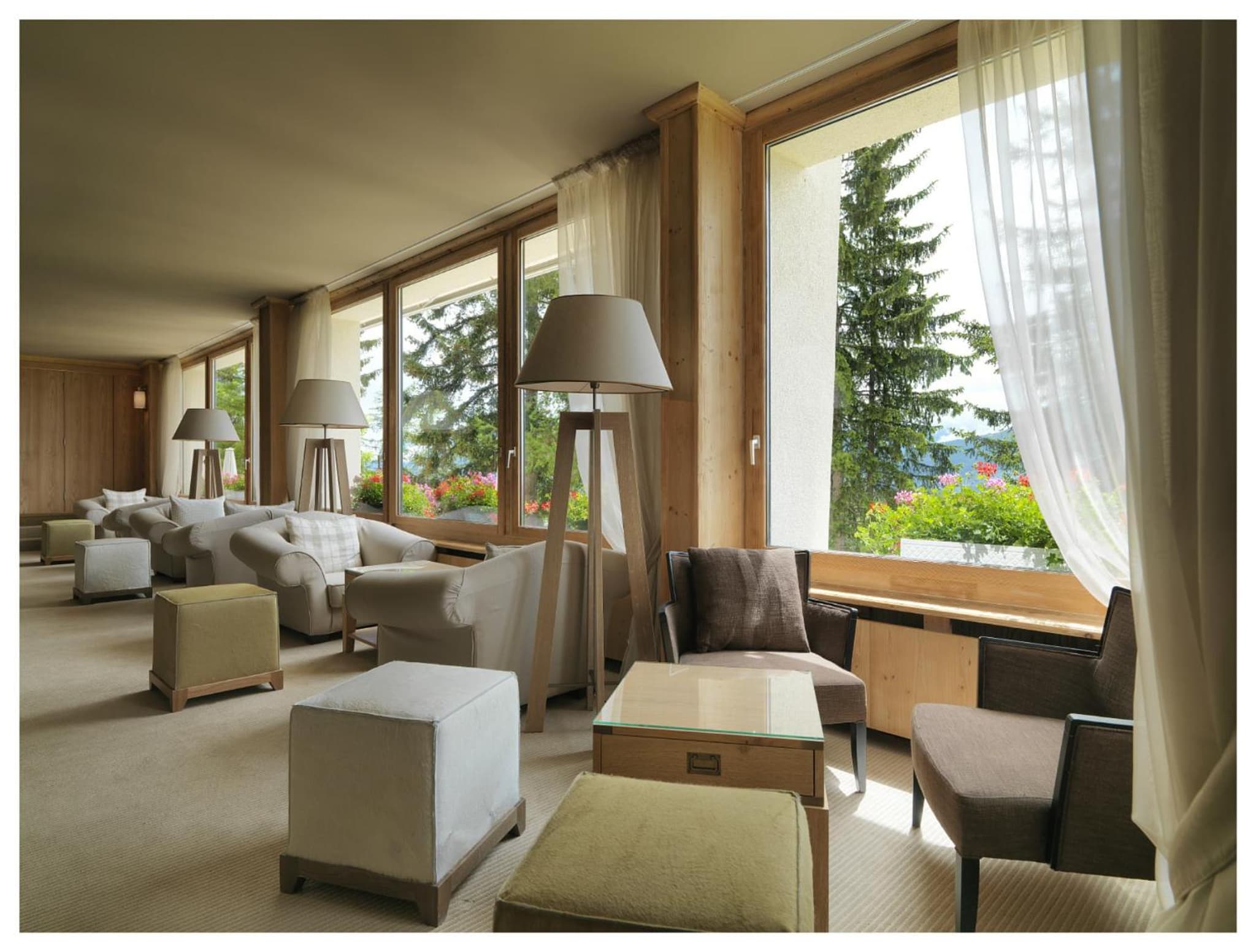 Hotel Royal photo 2