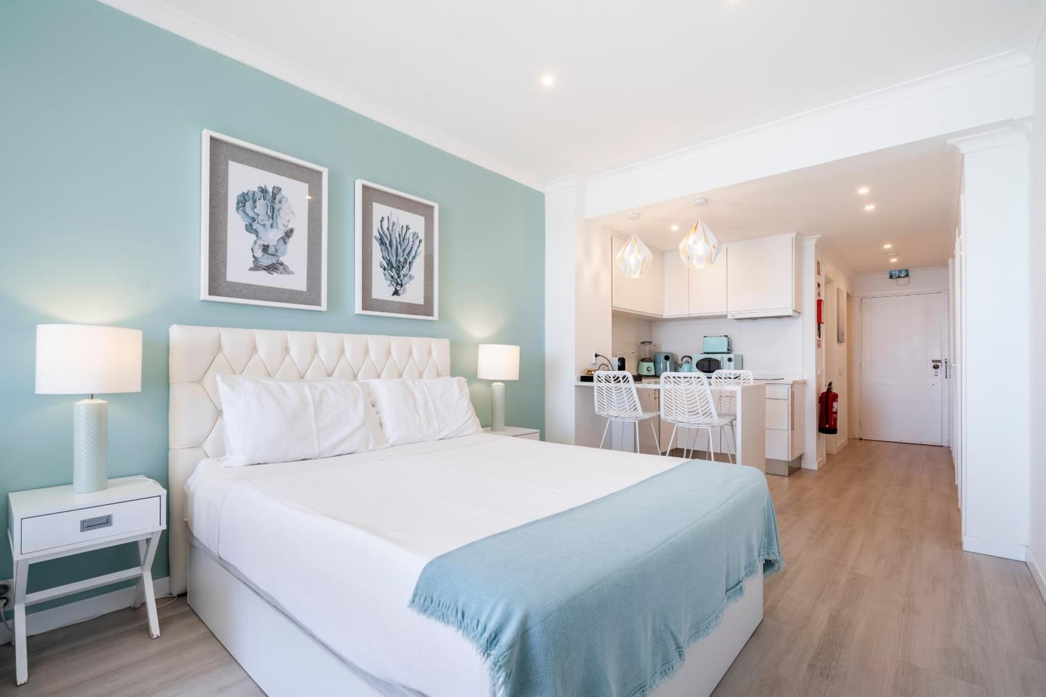 Sea Lovers - Sea front - studio apartment photo 4