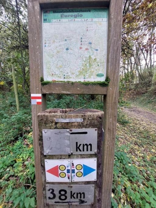 Vakantiehuis 2 Wheels 2 Relax photo 7