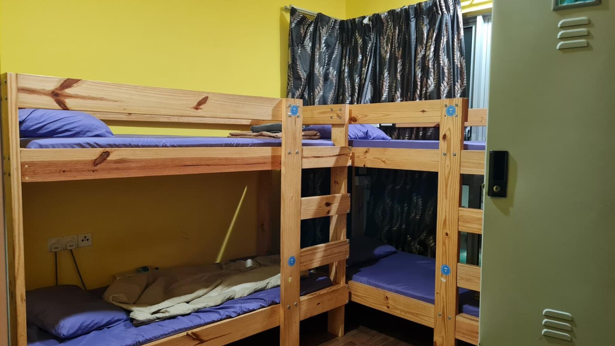 Hostel At Regalia Residence photo 3