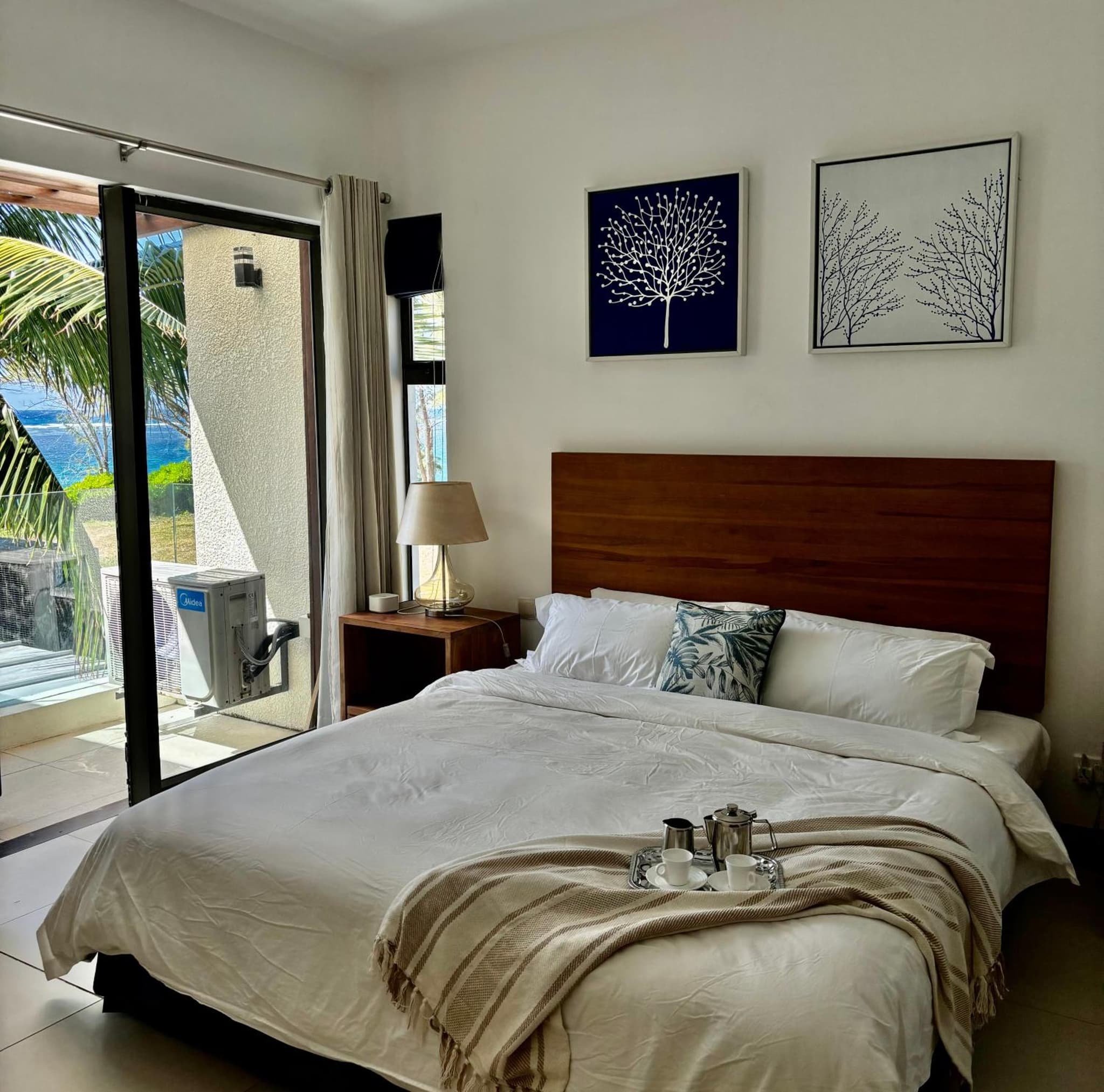 Luxury Apartment on the Beach photo 5