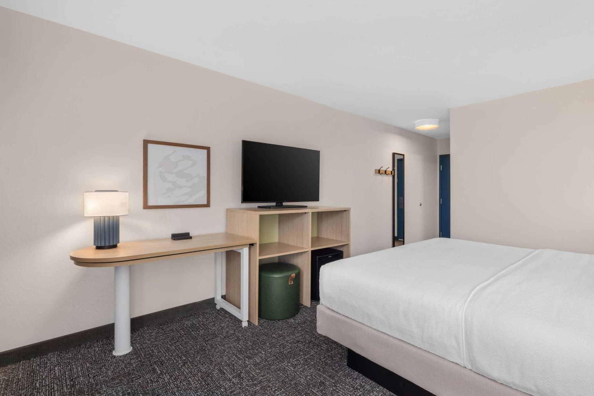 Spark By Hilton Fredericksburg Southpoint photo 9