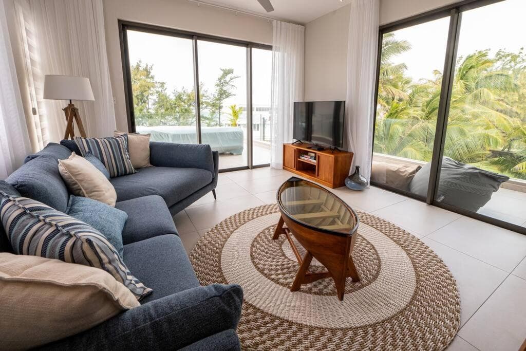 Penthouse Beachfront Ocean Terraces residence, Poste Lafayette-Apt-D3 photo 4