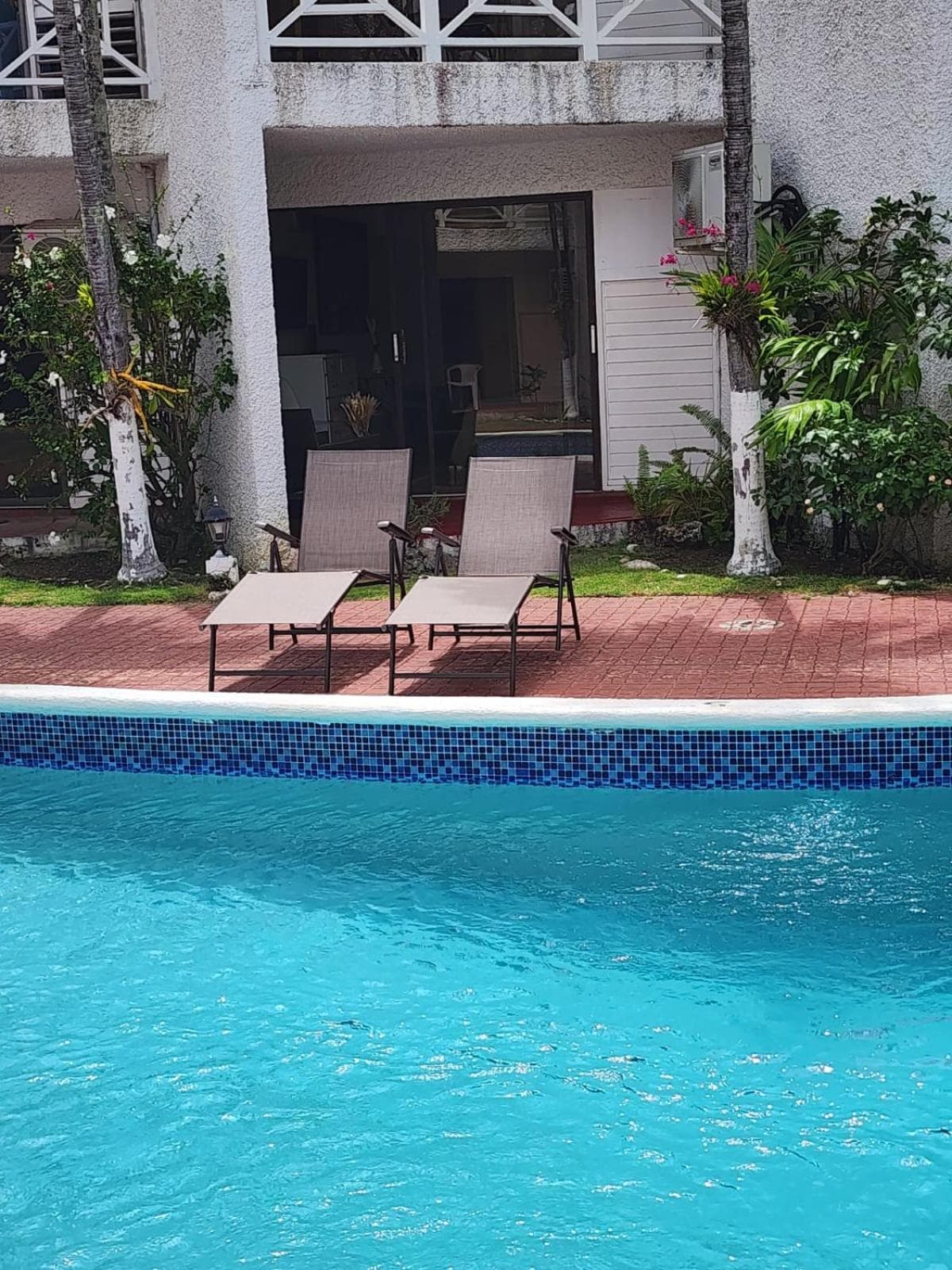 Chrisanns Beach Resort, Apt 21 photo 5