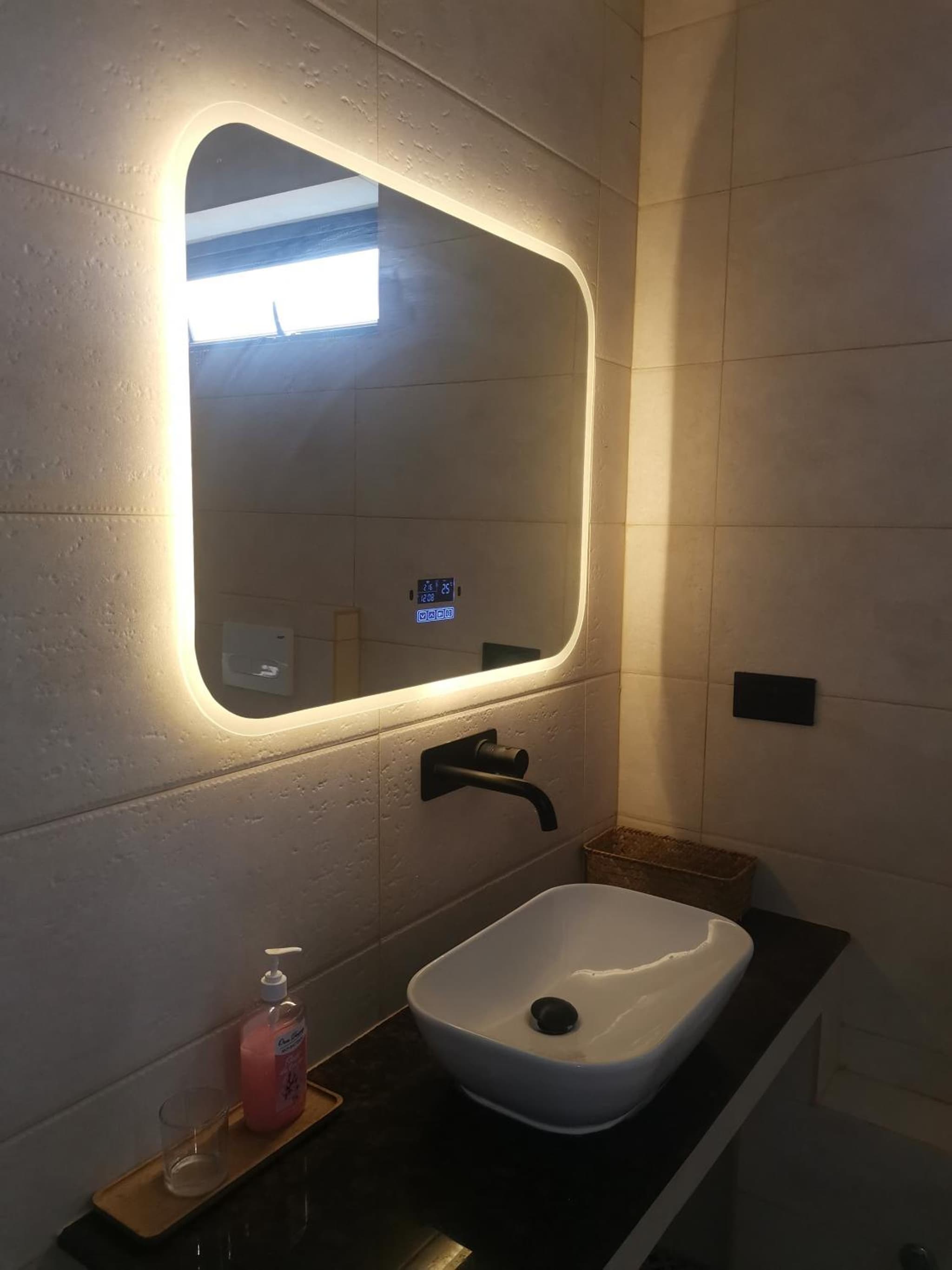 Seaview villa photo 5