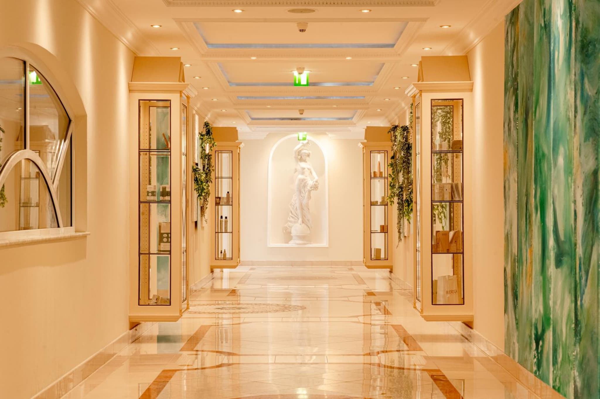 Rugard Thermal Strandhotel photo 3