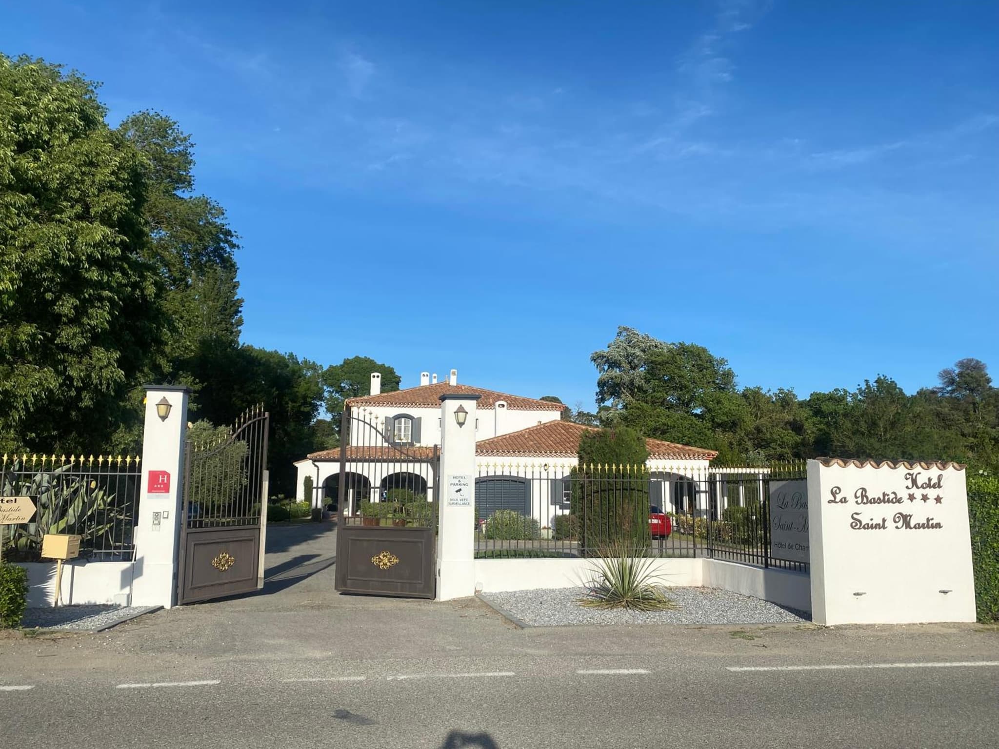 Hôtel La Bastide Saint Martin