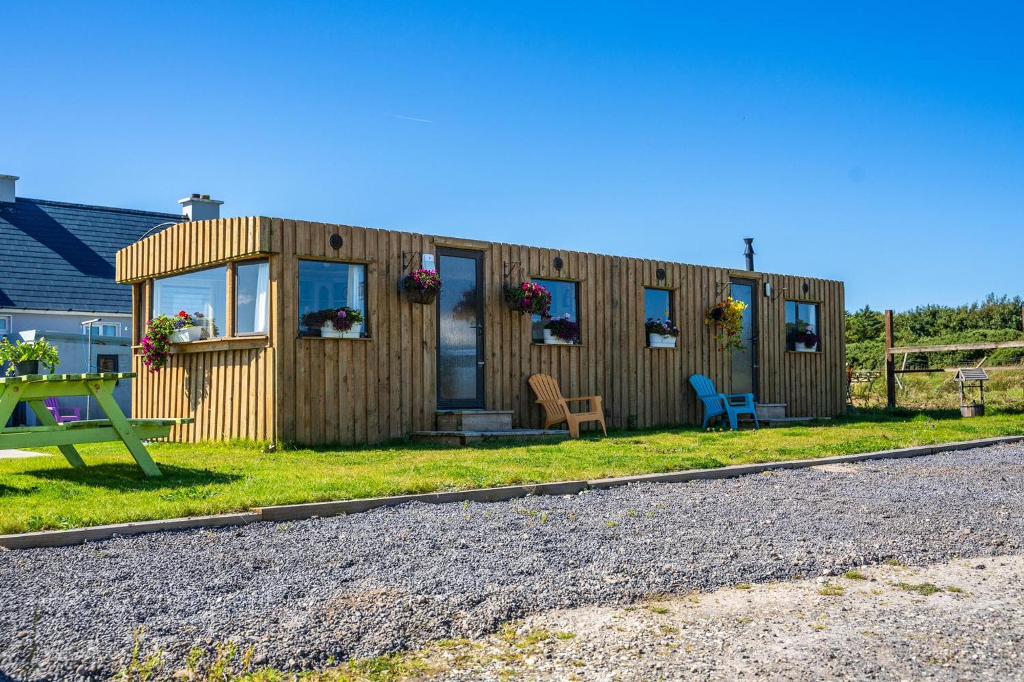 Geraghtys Farmyard Pods photo 3