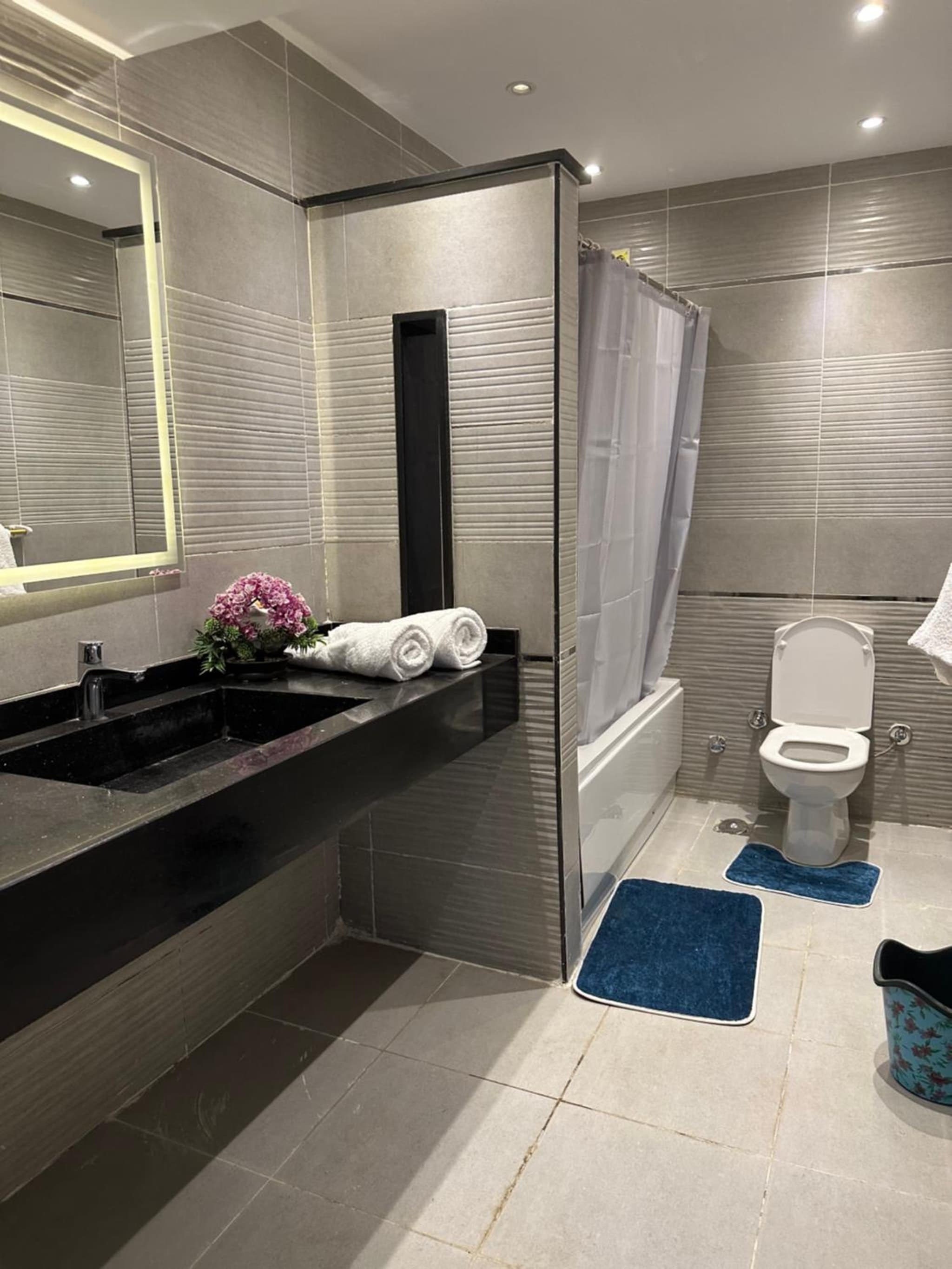 Luxury 3bedroom Family Apartment photo 8