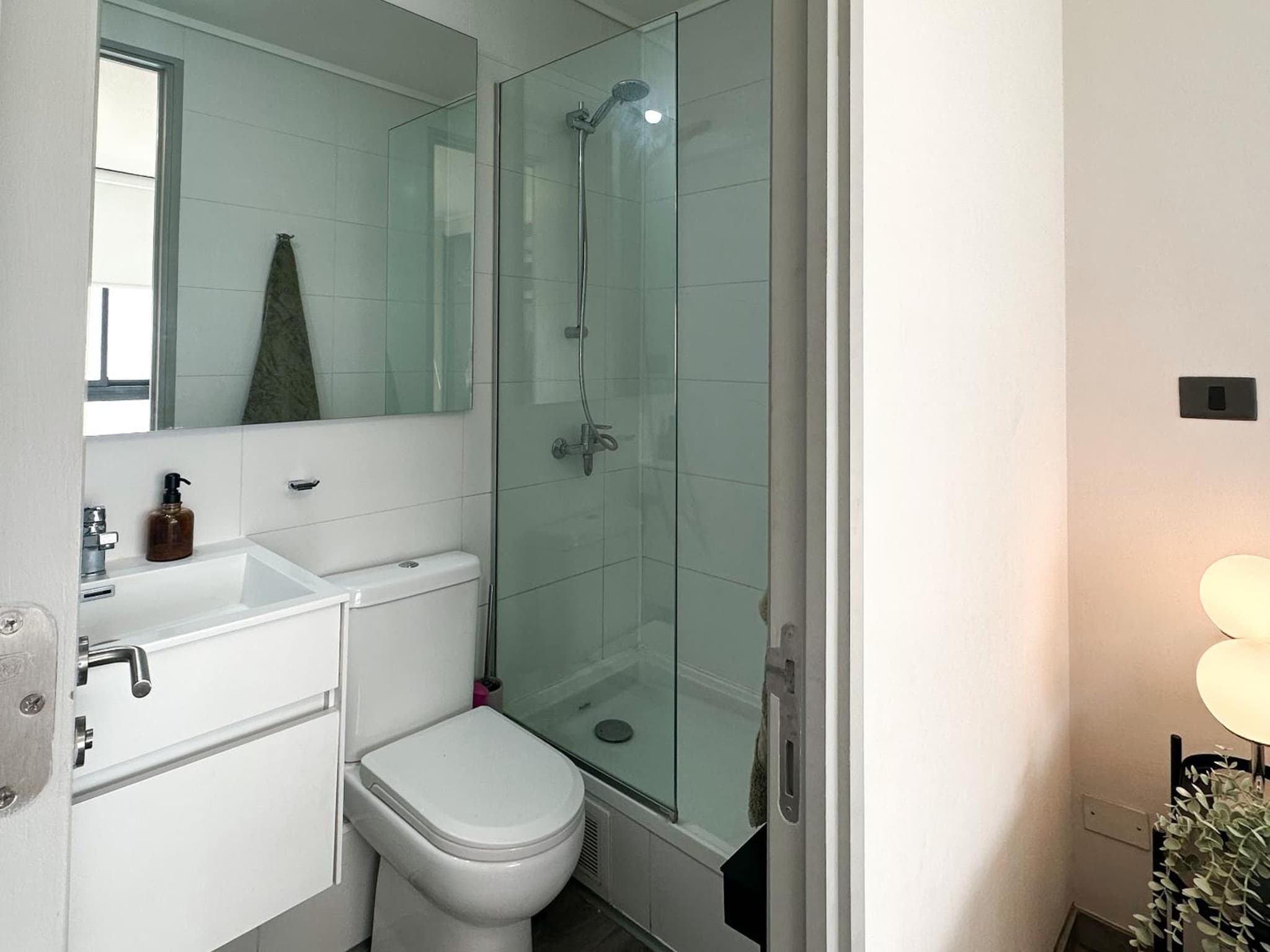 Work-Ready 1BR in Las Condes photo 8