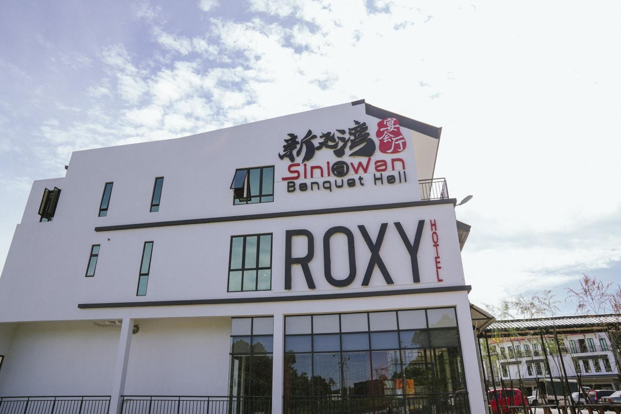 Roxy Hotel Siniawan