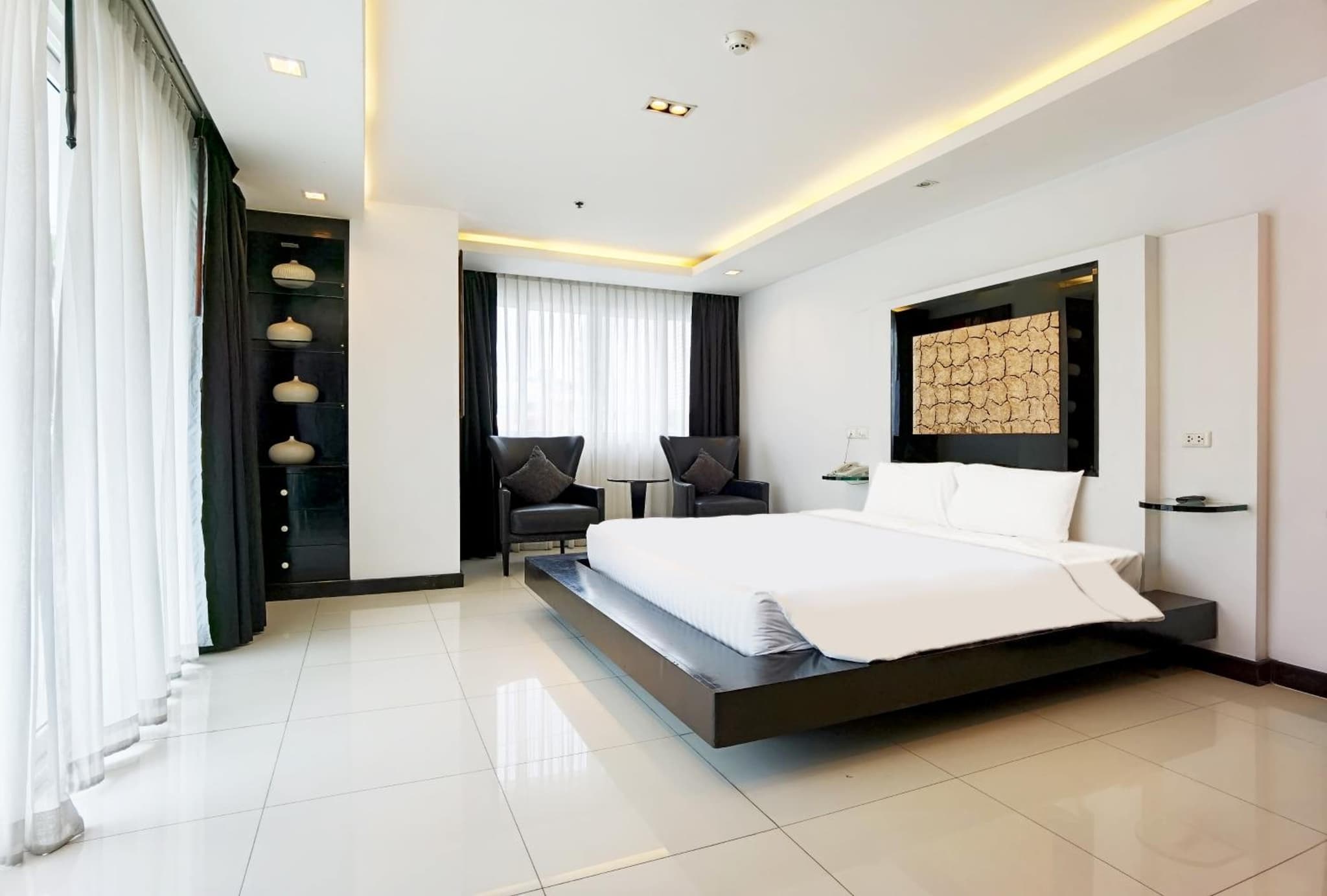 Nova Suites Pattaya by Compass Hospitality photo 6