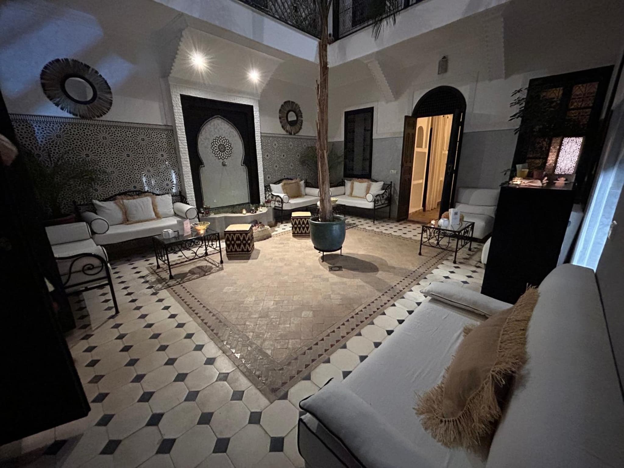 lounge
