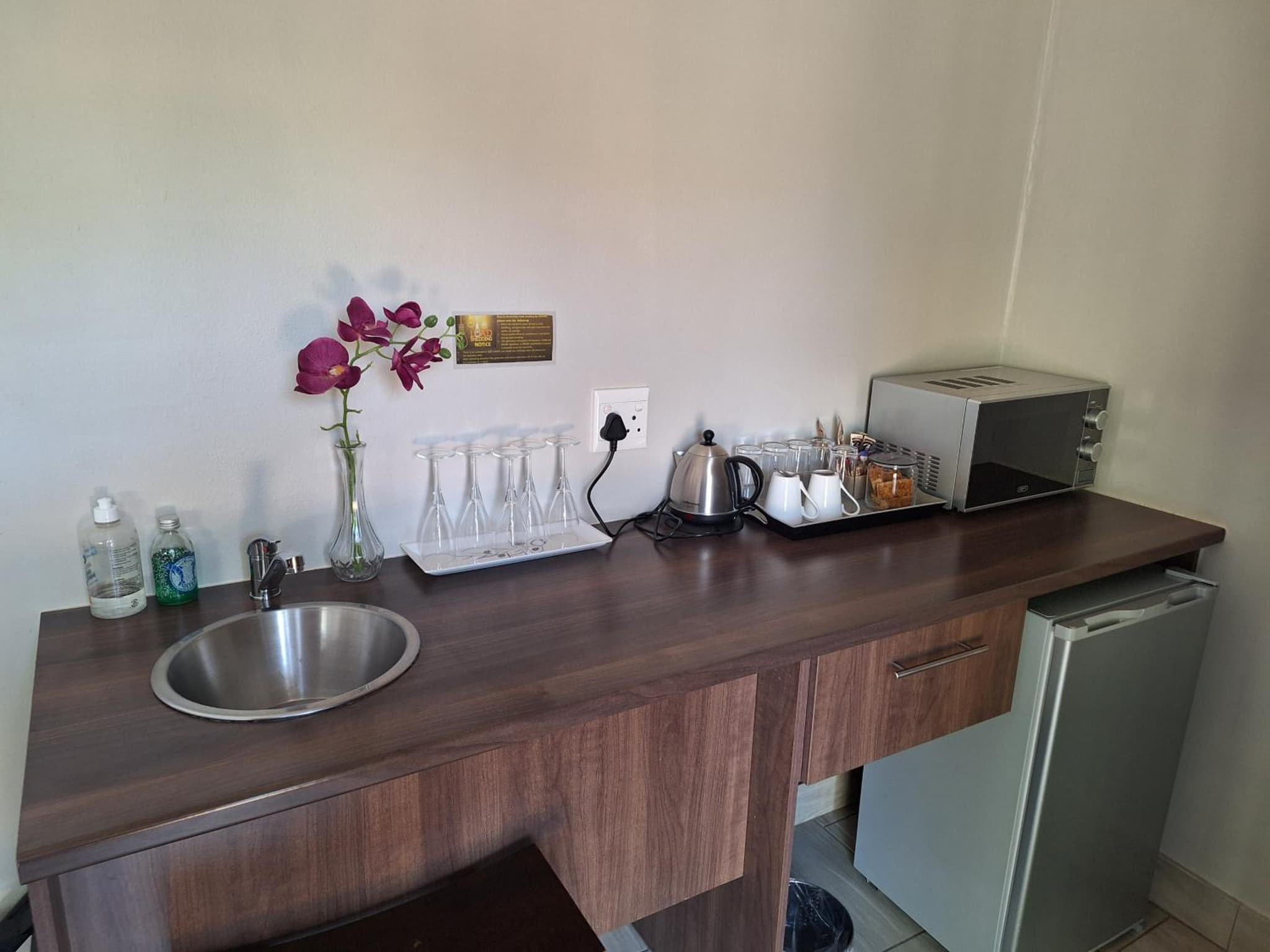 Three Olives Guesthouse photo 3