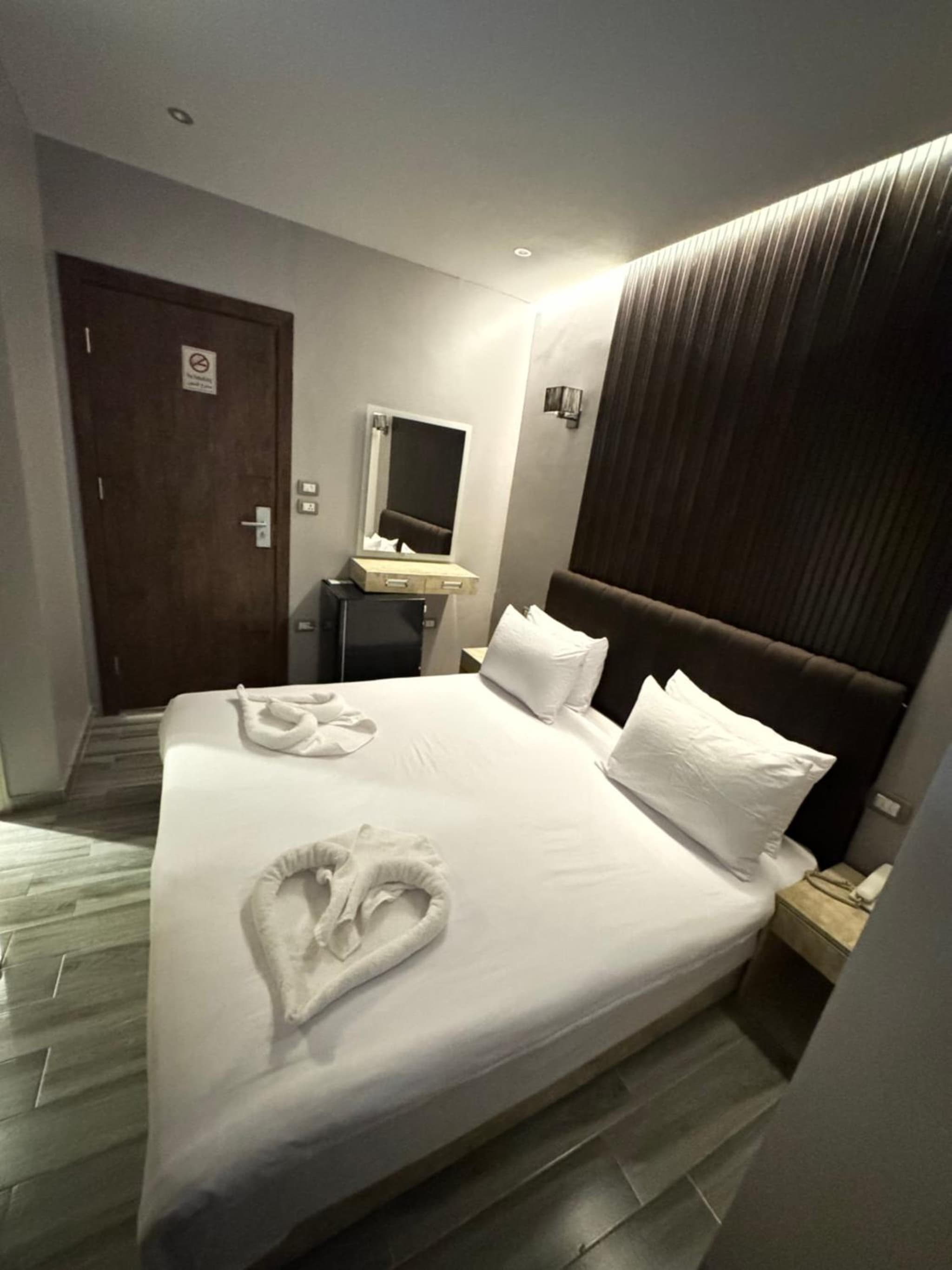 Tourist Plaza Hotel photo 7