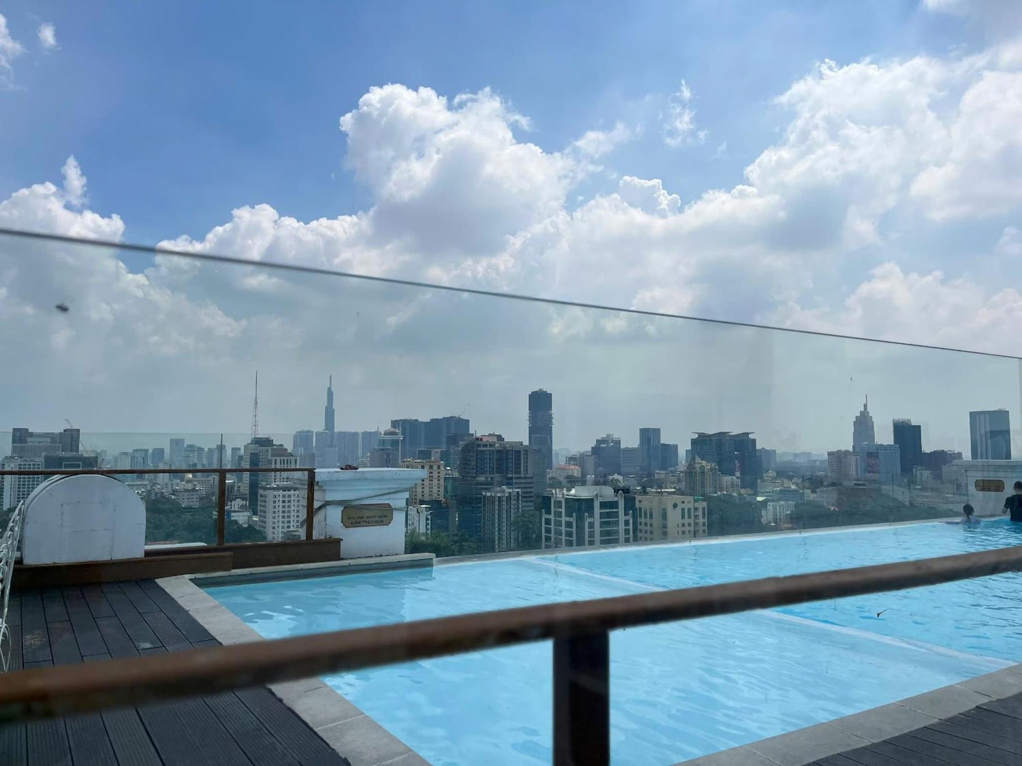 Leman Luxury Suites photo 6