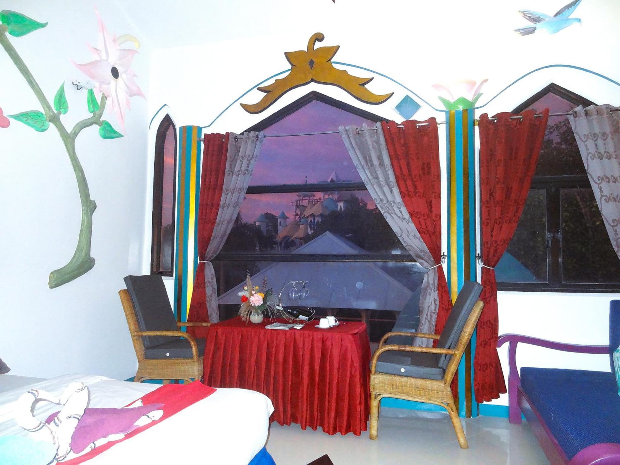 MG CHATEAU RESORT Grand Suites photo 2