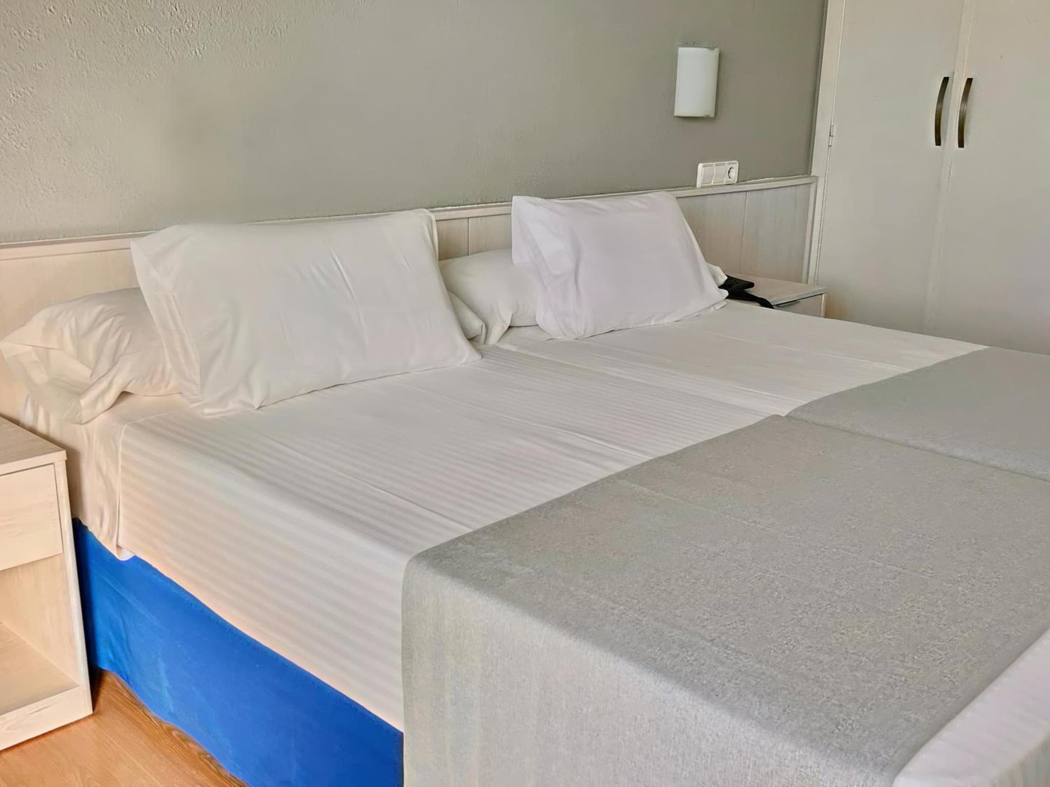 Hotel Neptuno photo 6