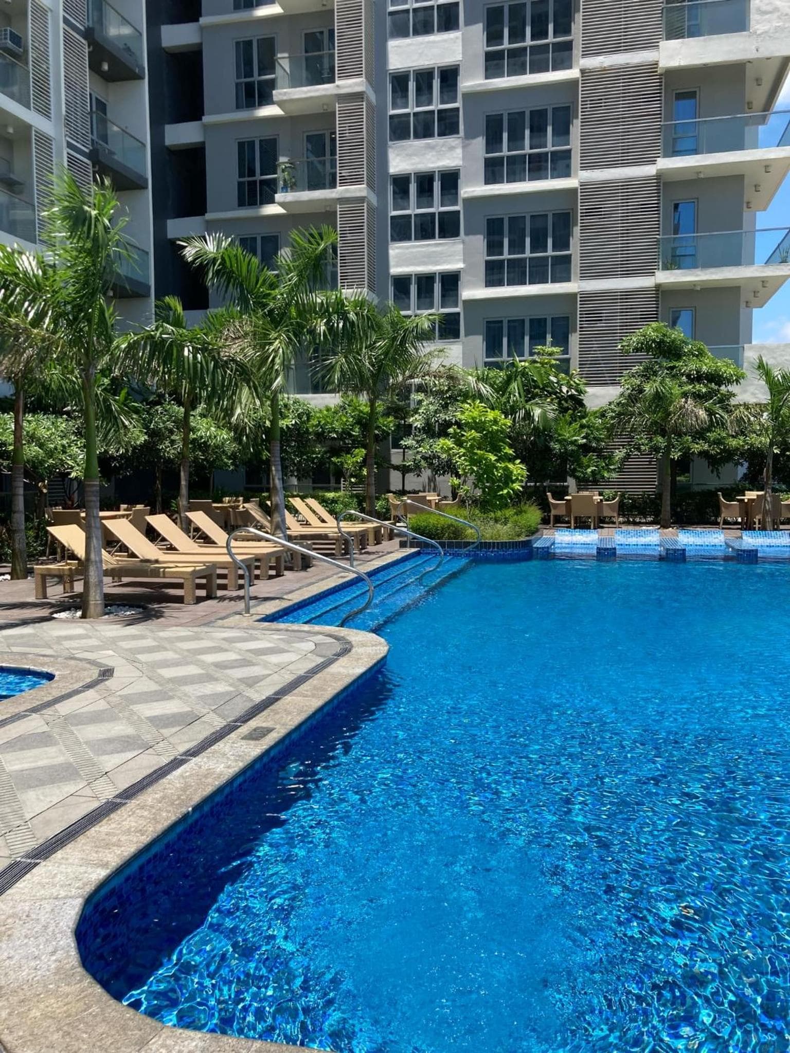Paladium Iloilo Smart Home Condo photo 9