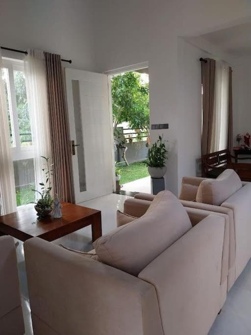 Little Rose Villa, Katuneriya photo 7