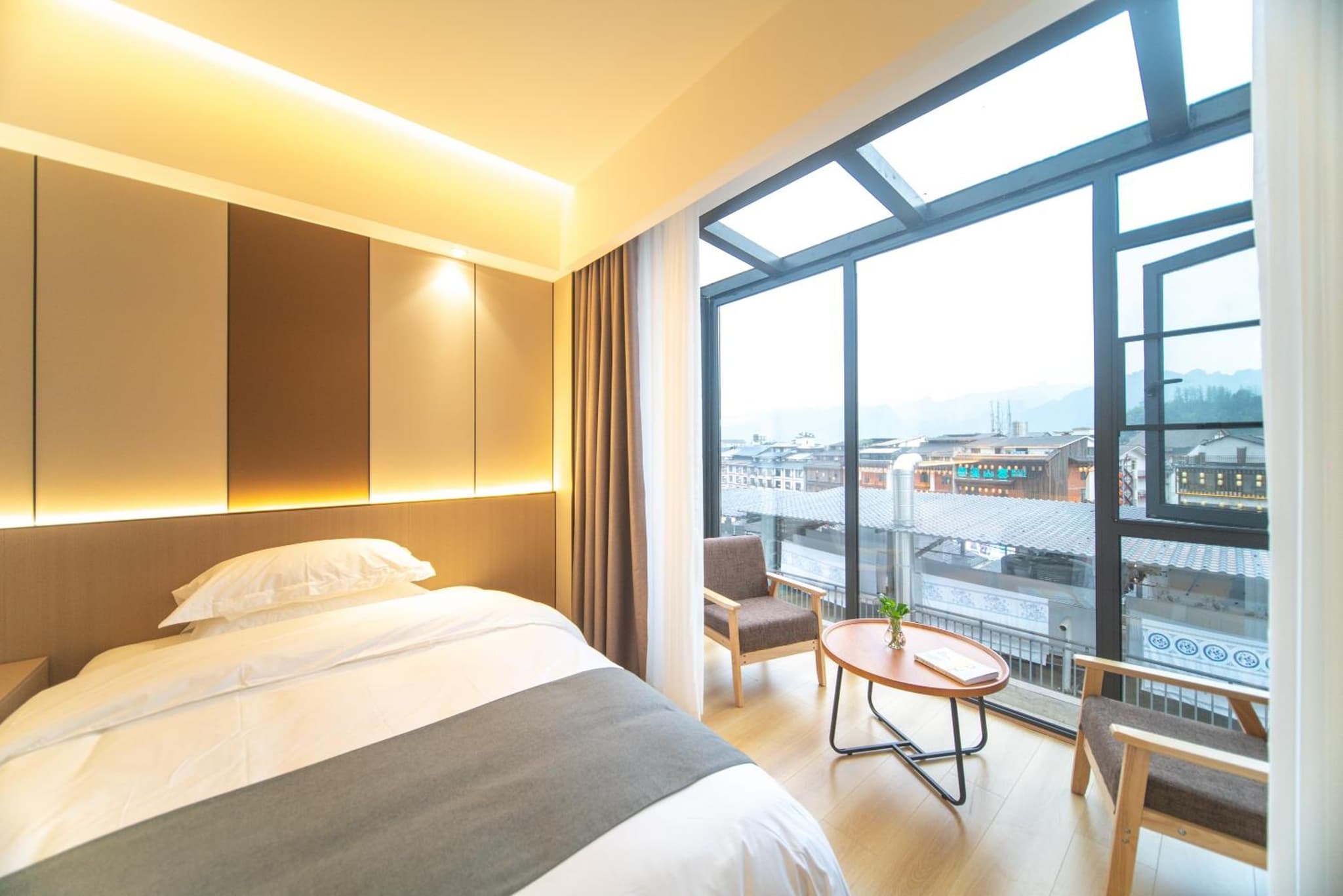 Lucky Praised Scenery Hotel photo 6