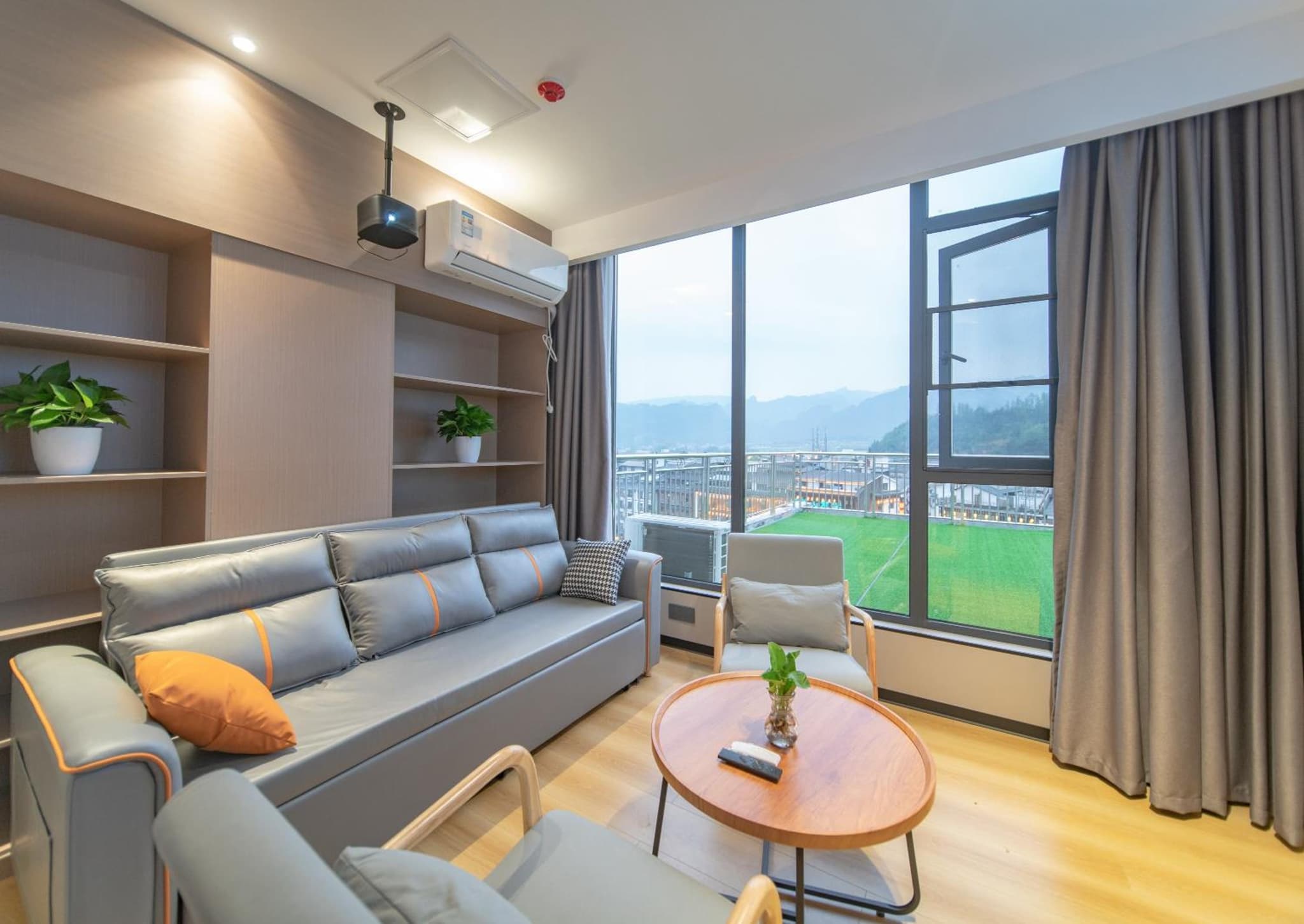 Lucky Praised Scenery Hotel photo 2