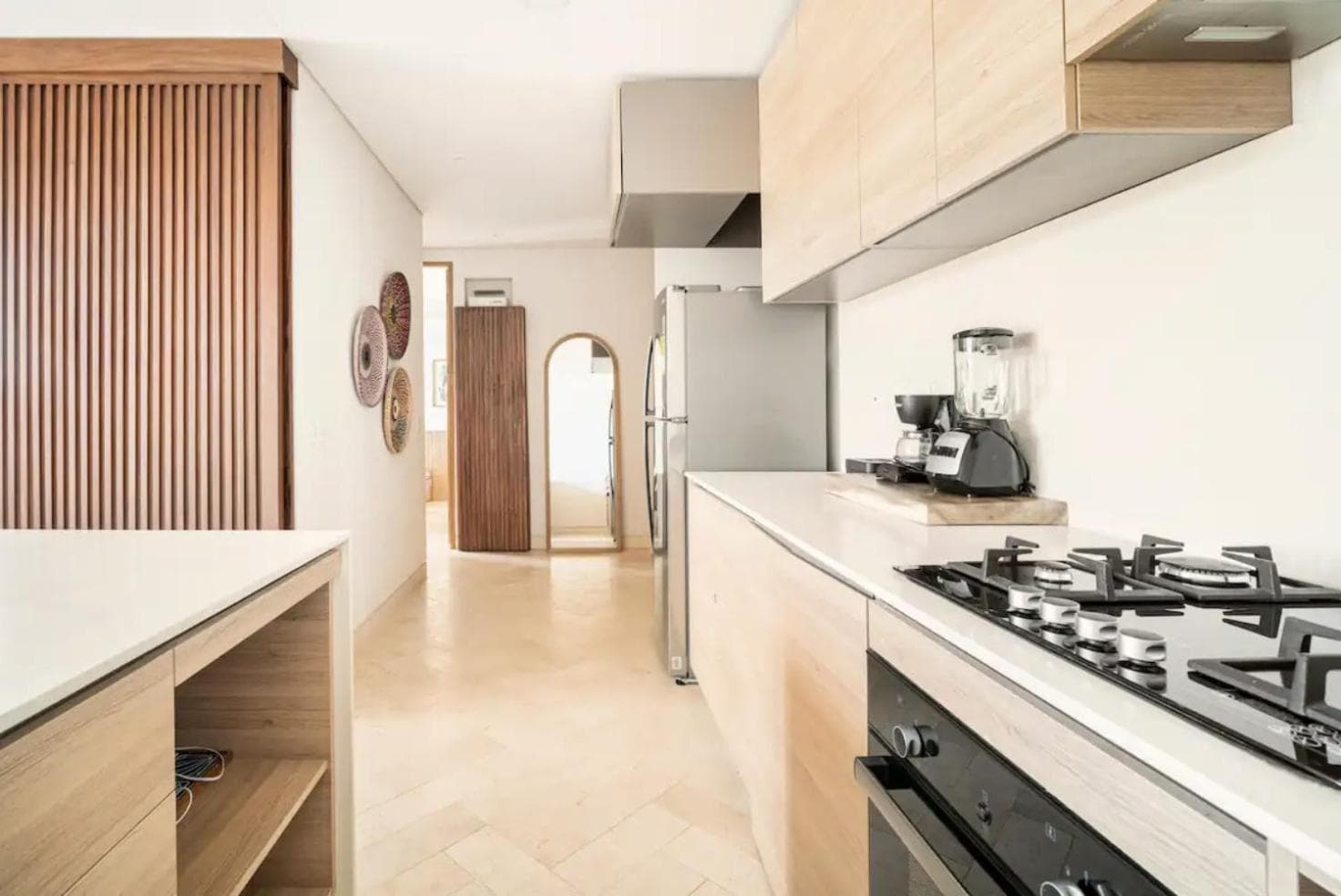 Sunny new apt in the Old City photo 7