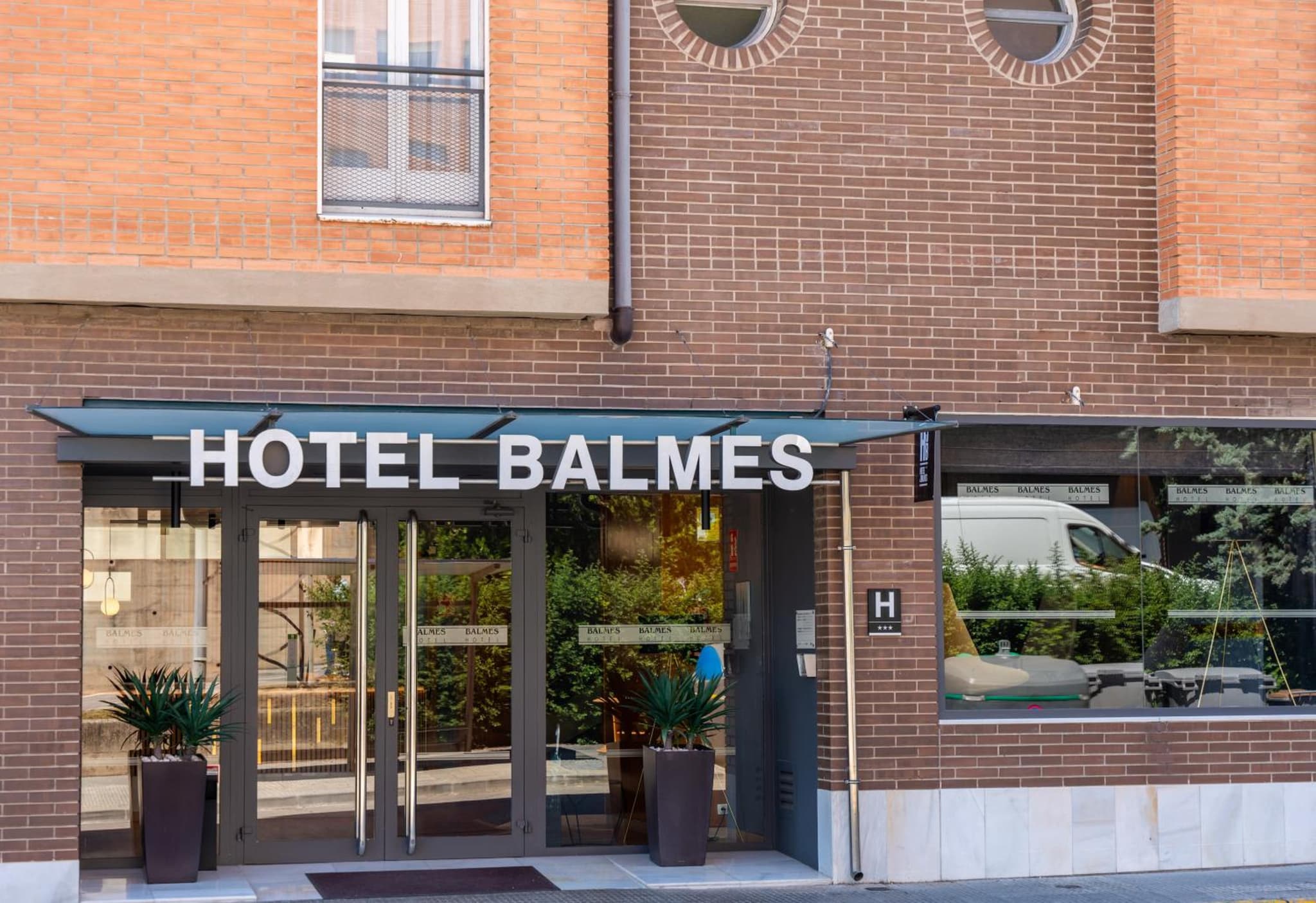 Hotel J. Balmes Vic photo 8