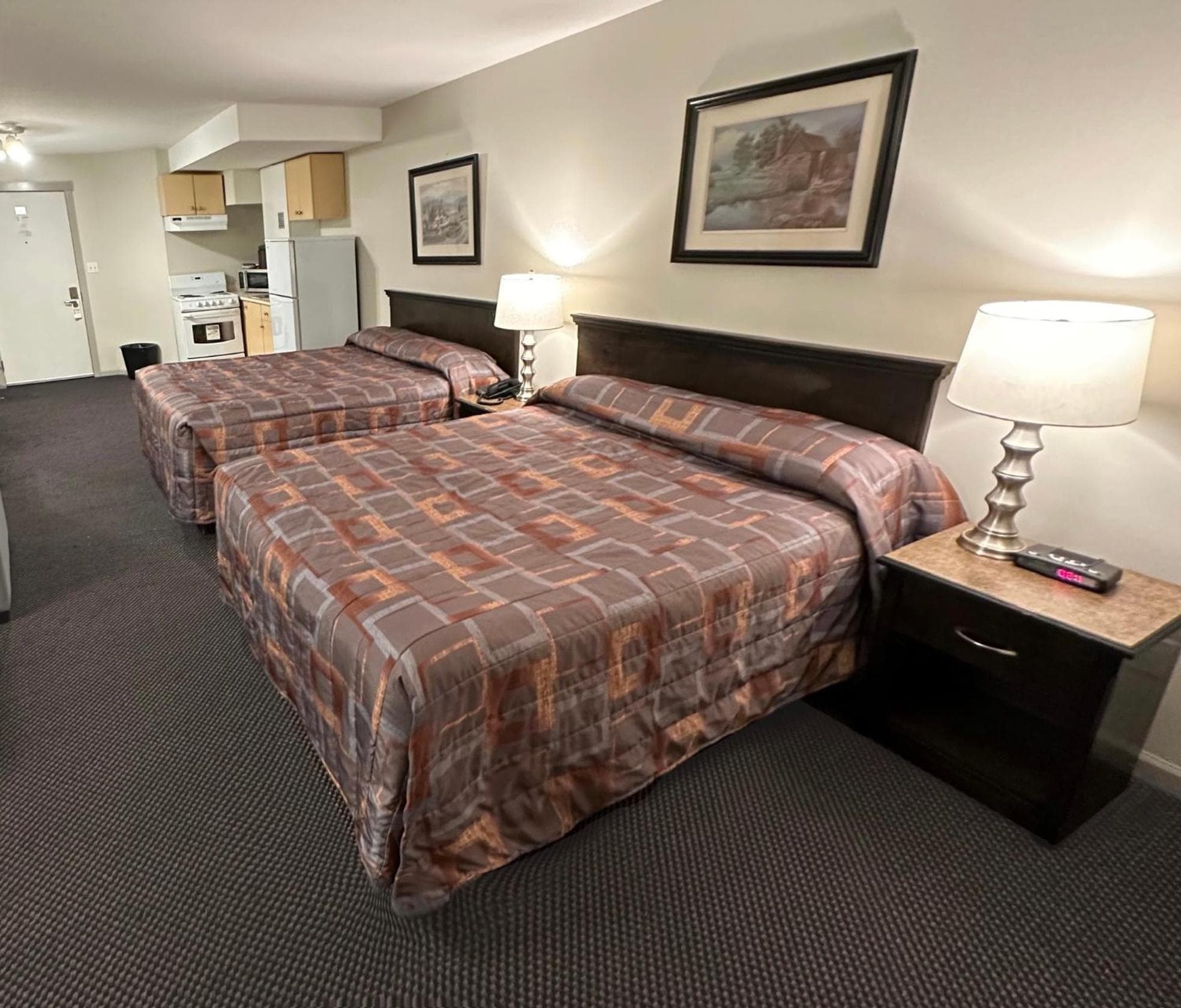 Canadian Inn photo 3