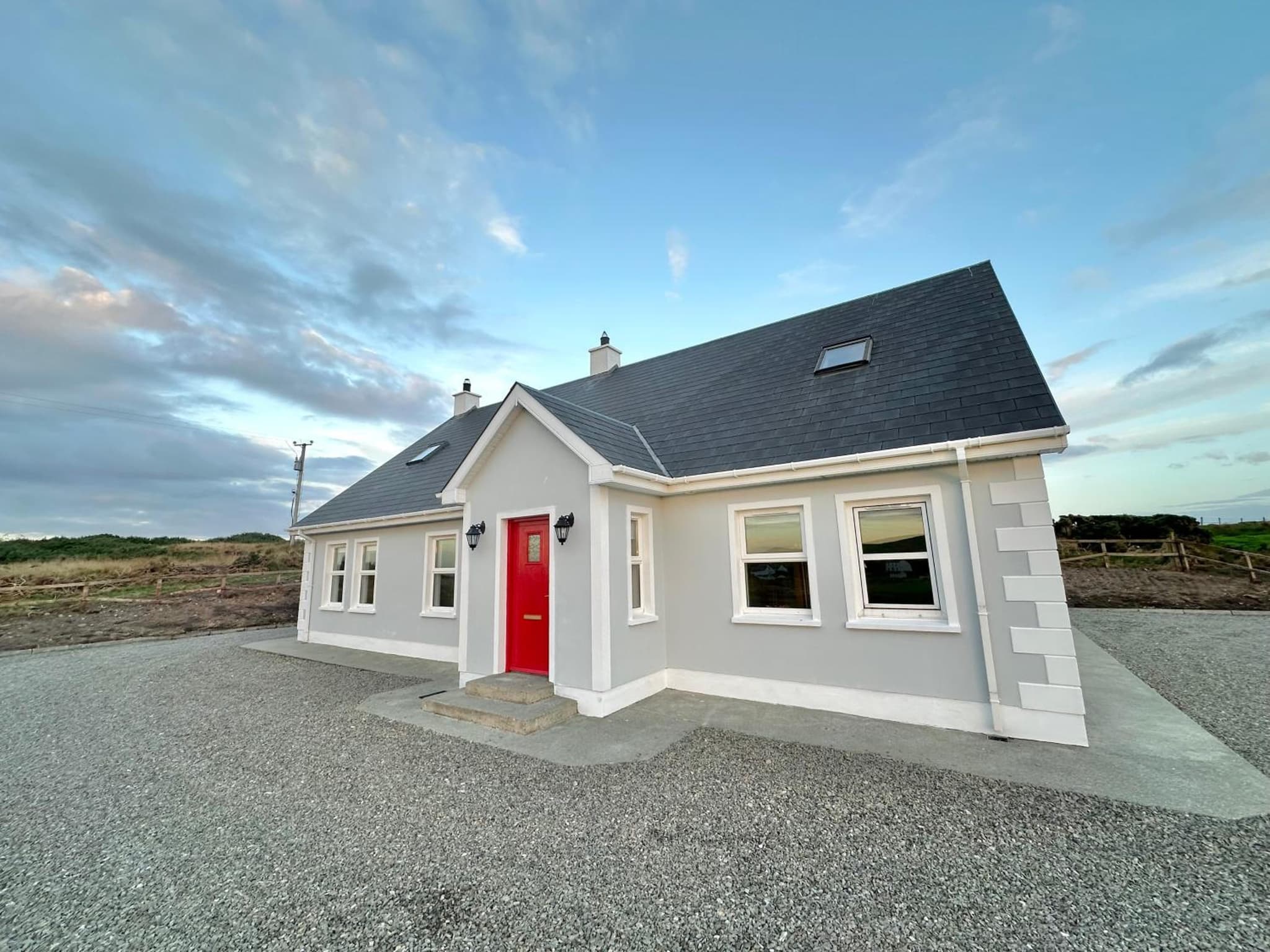 Relax in Spacious Style with Stunning Views- Drim Cottage