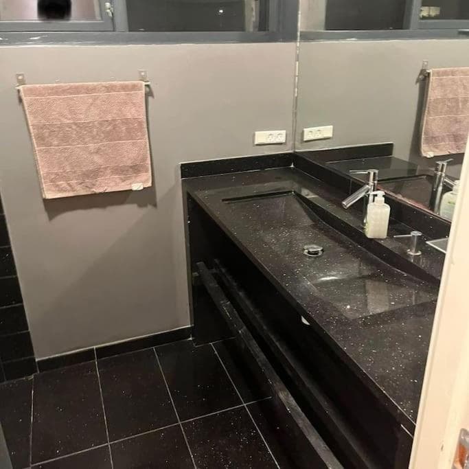 Lejlighed med eget bad, køkken og terasse photo 6