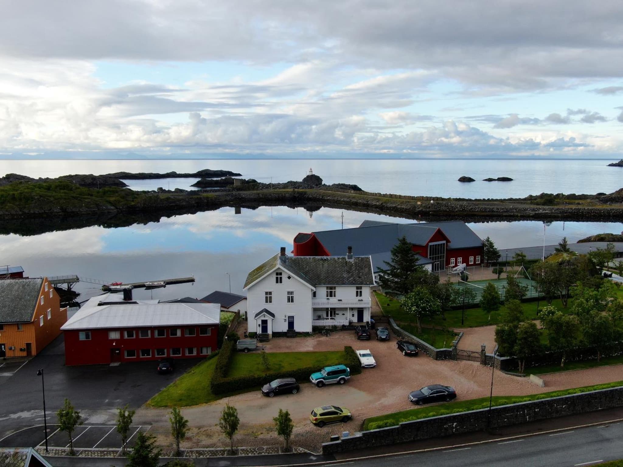 Angelas Fjord Suite photo 3