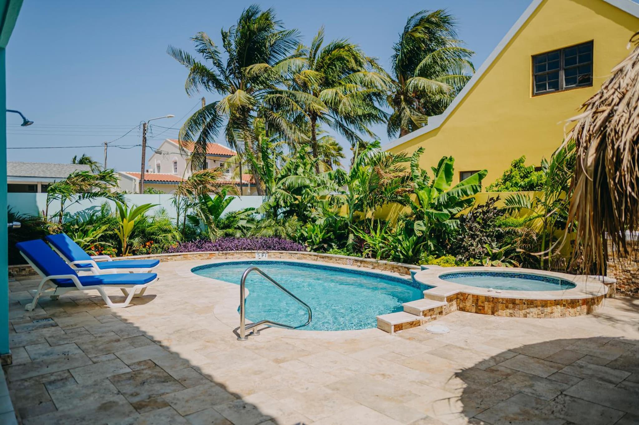 Perfect 1 Bedroom Apartment 3 km from Eagle beach photo 9
