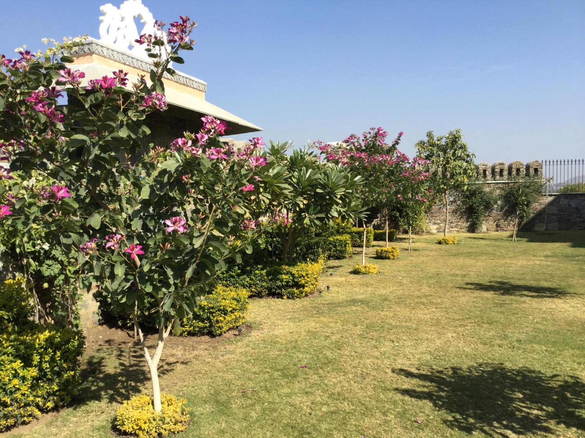 Bujera Fort photo 5
