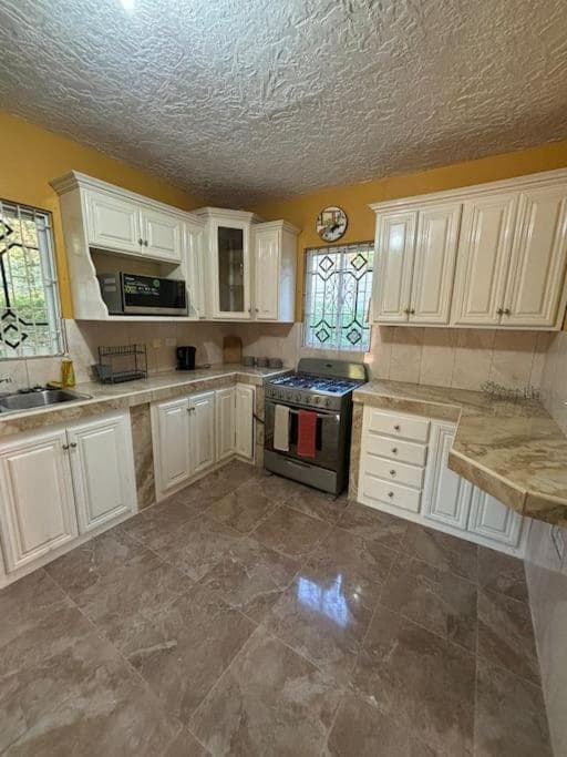 Shadricks Homes photo 6