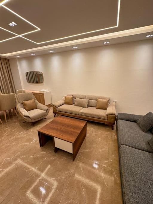 Luxury 3-Bedroom Apartments B2